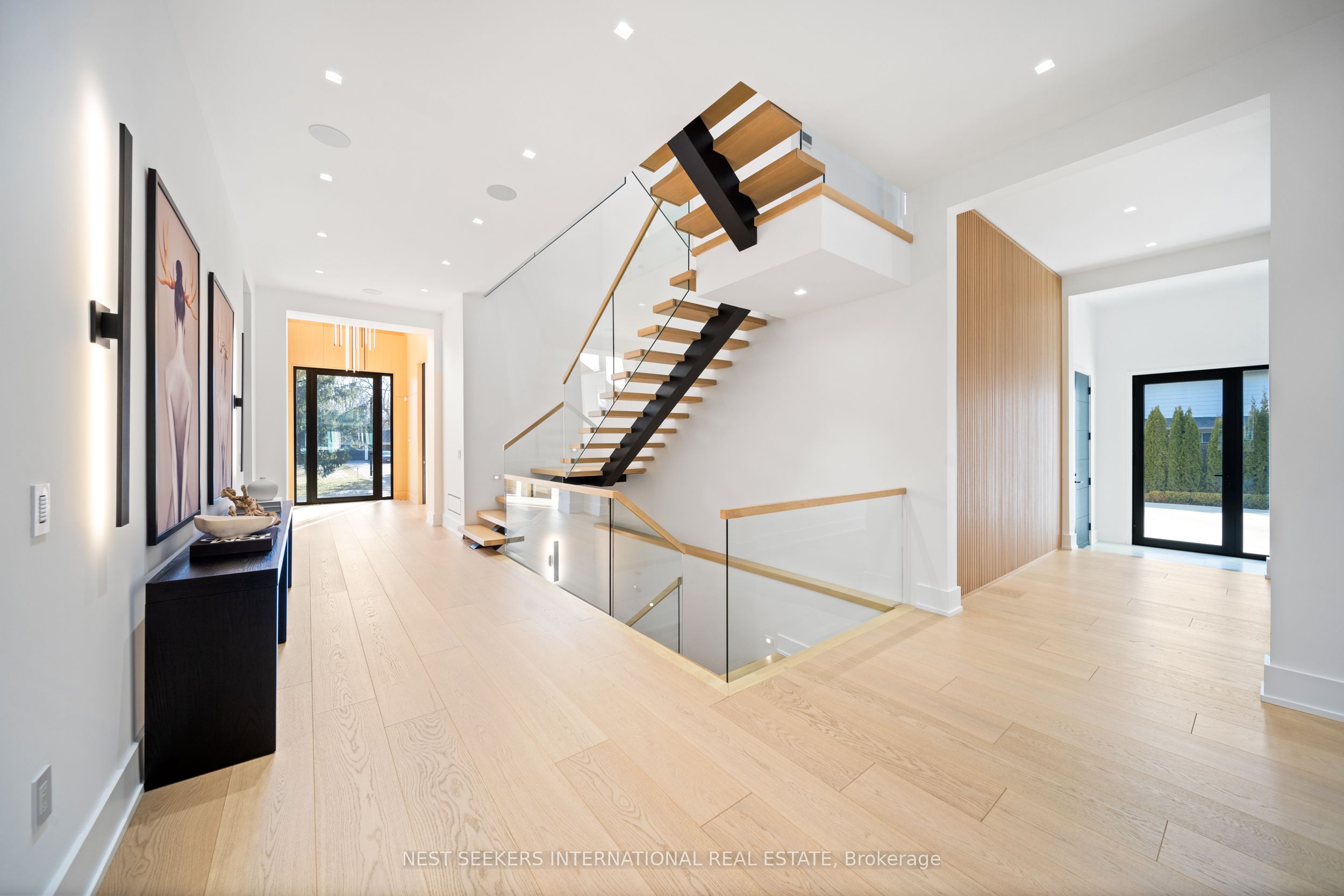 29 Greenside Drive Property Photo 16