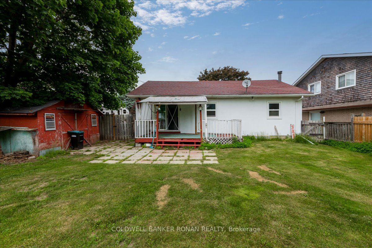 199 Tupper Street W Property Photo 15