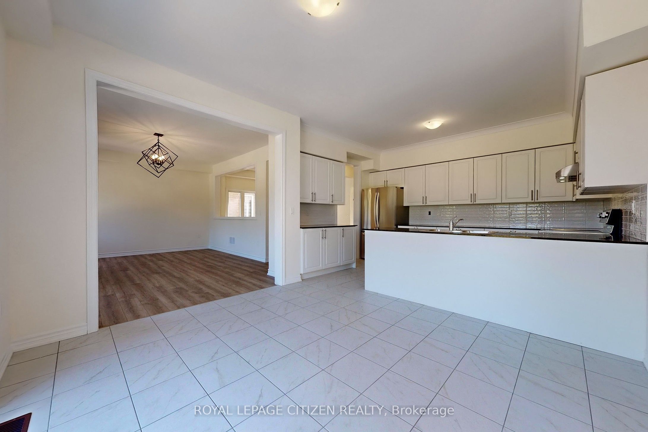 140 Hawkins Street Property Photo 19