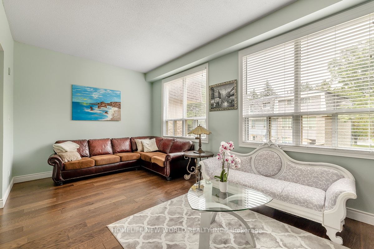 61 Poplar Crescent Property Photo 6