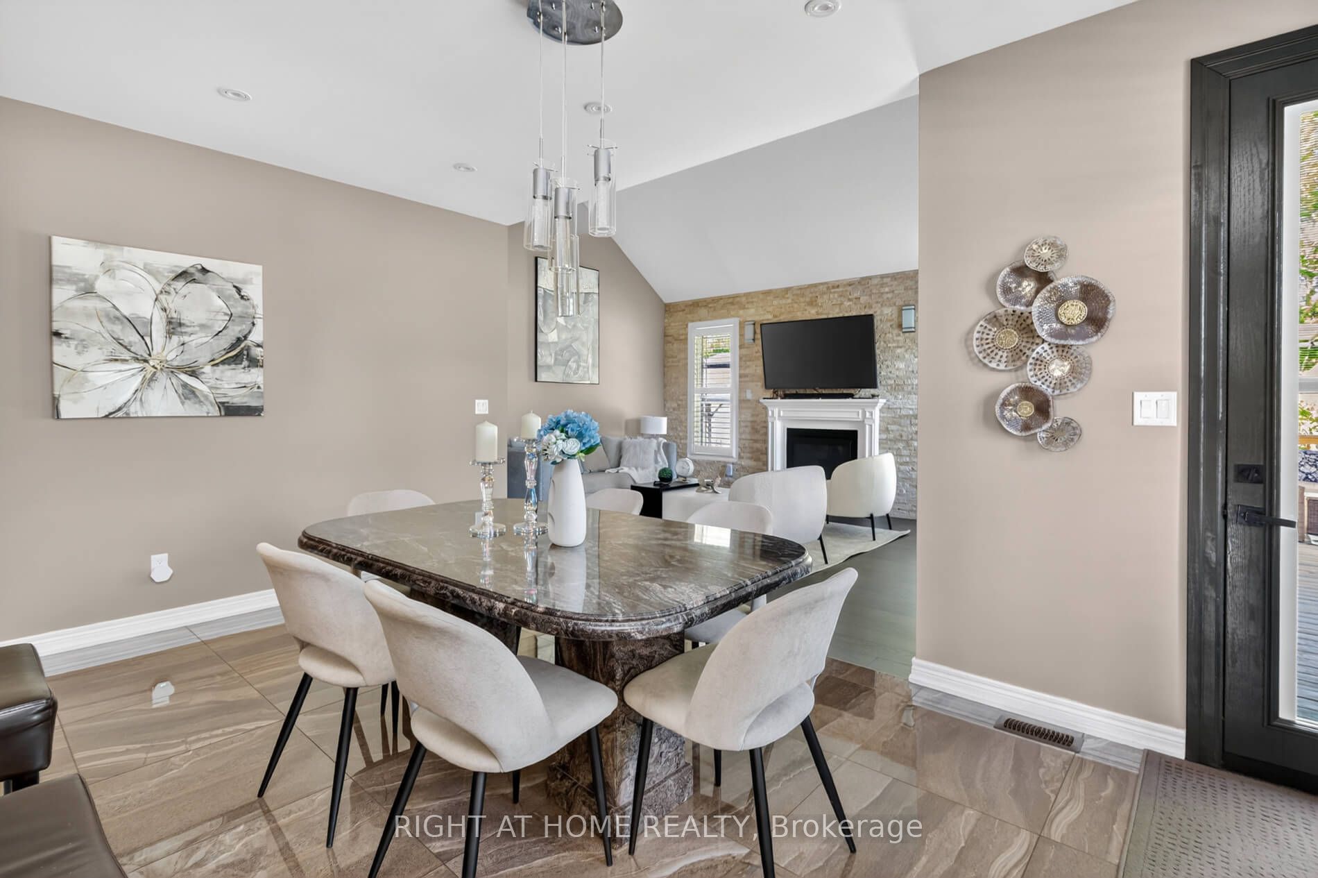 80 Sharpe Crescent Property Photo 15