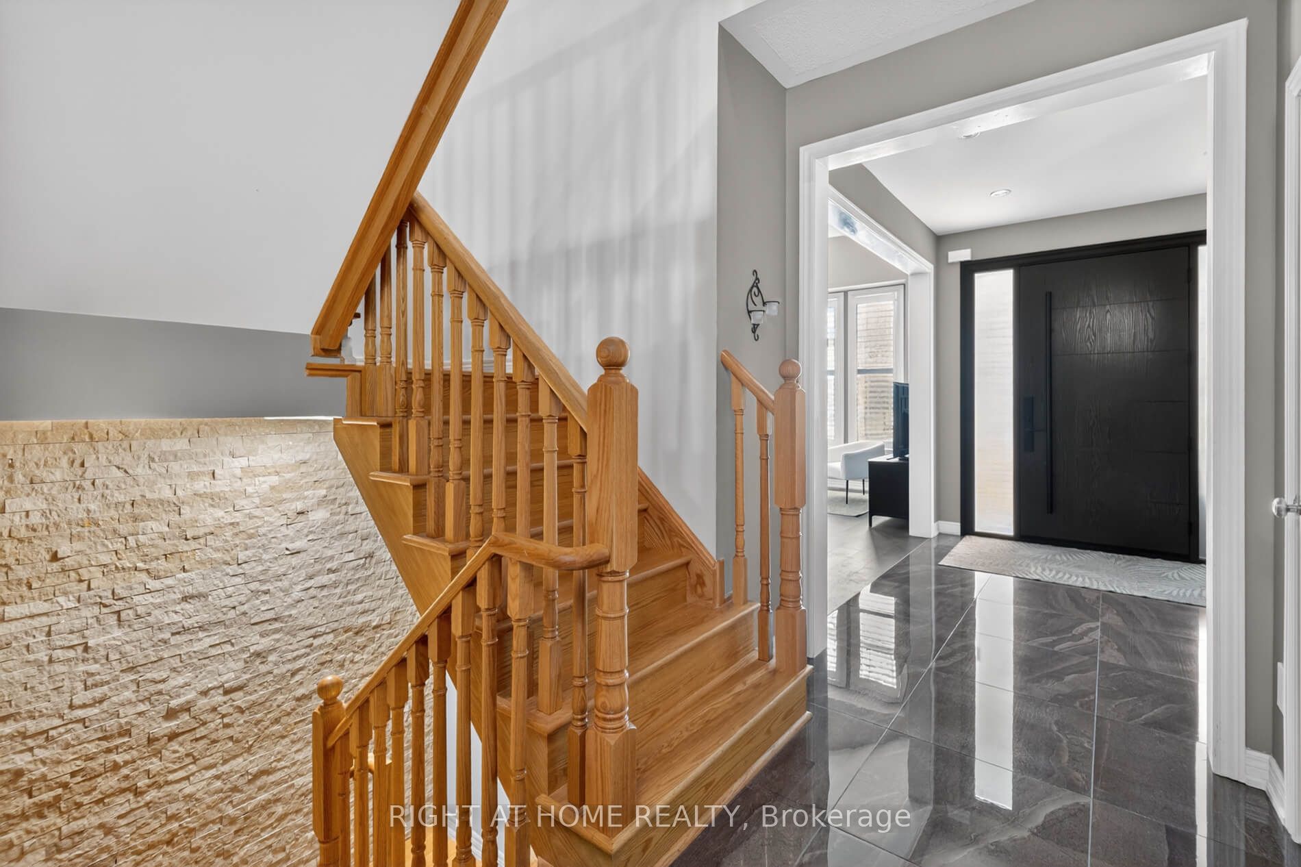 80 Sharpe Crescent Property Photo 25