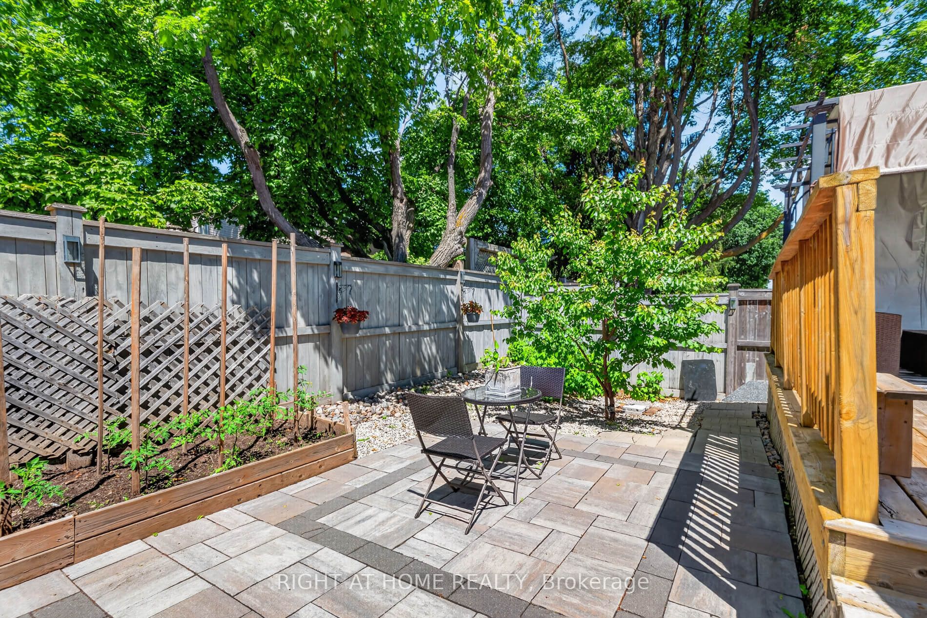 80 Sharpe Crescent Property Photo 46