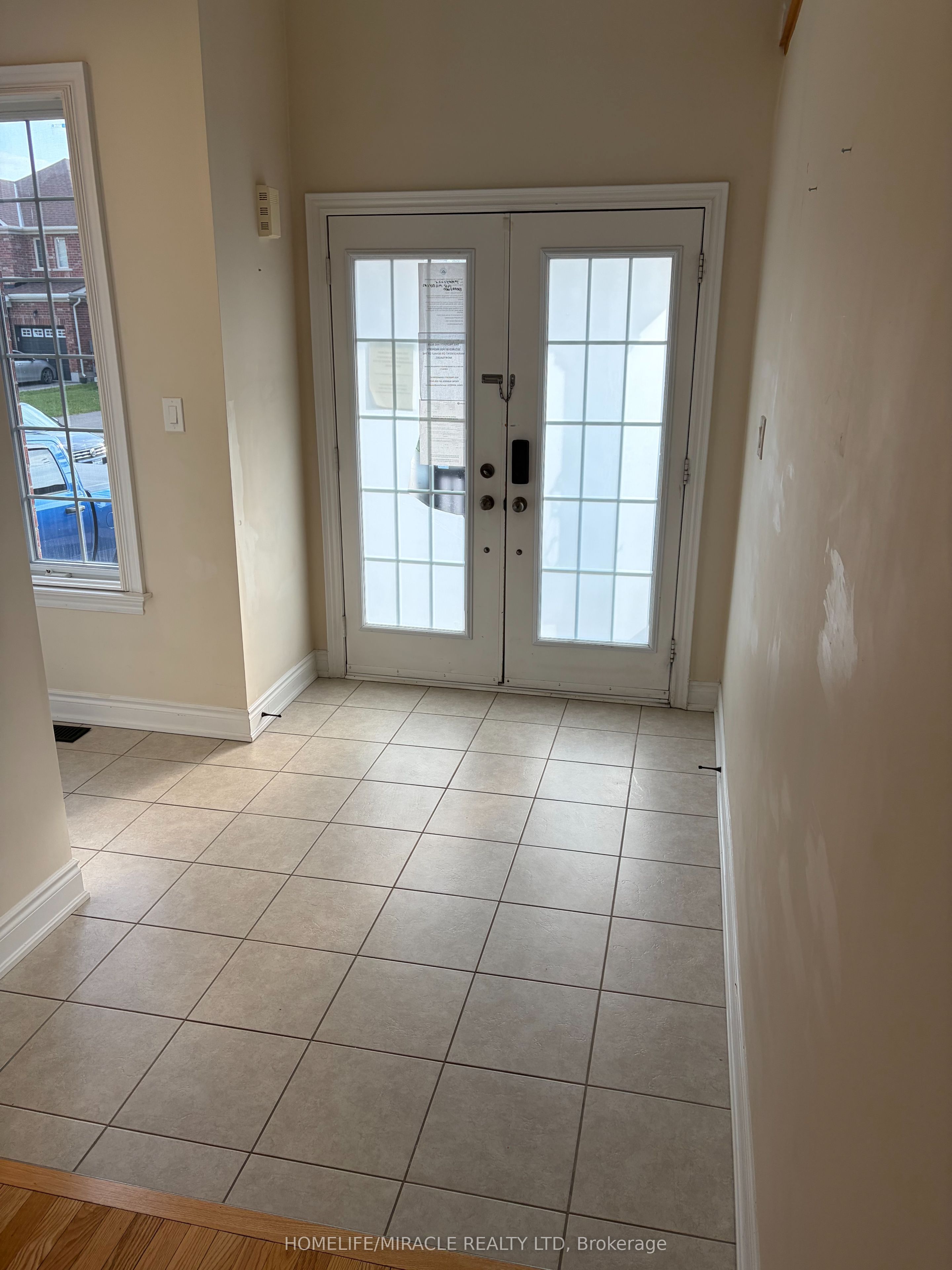 148 Milby Crescent Property Photo 2