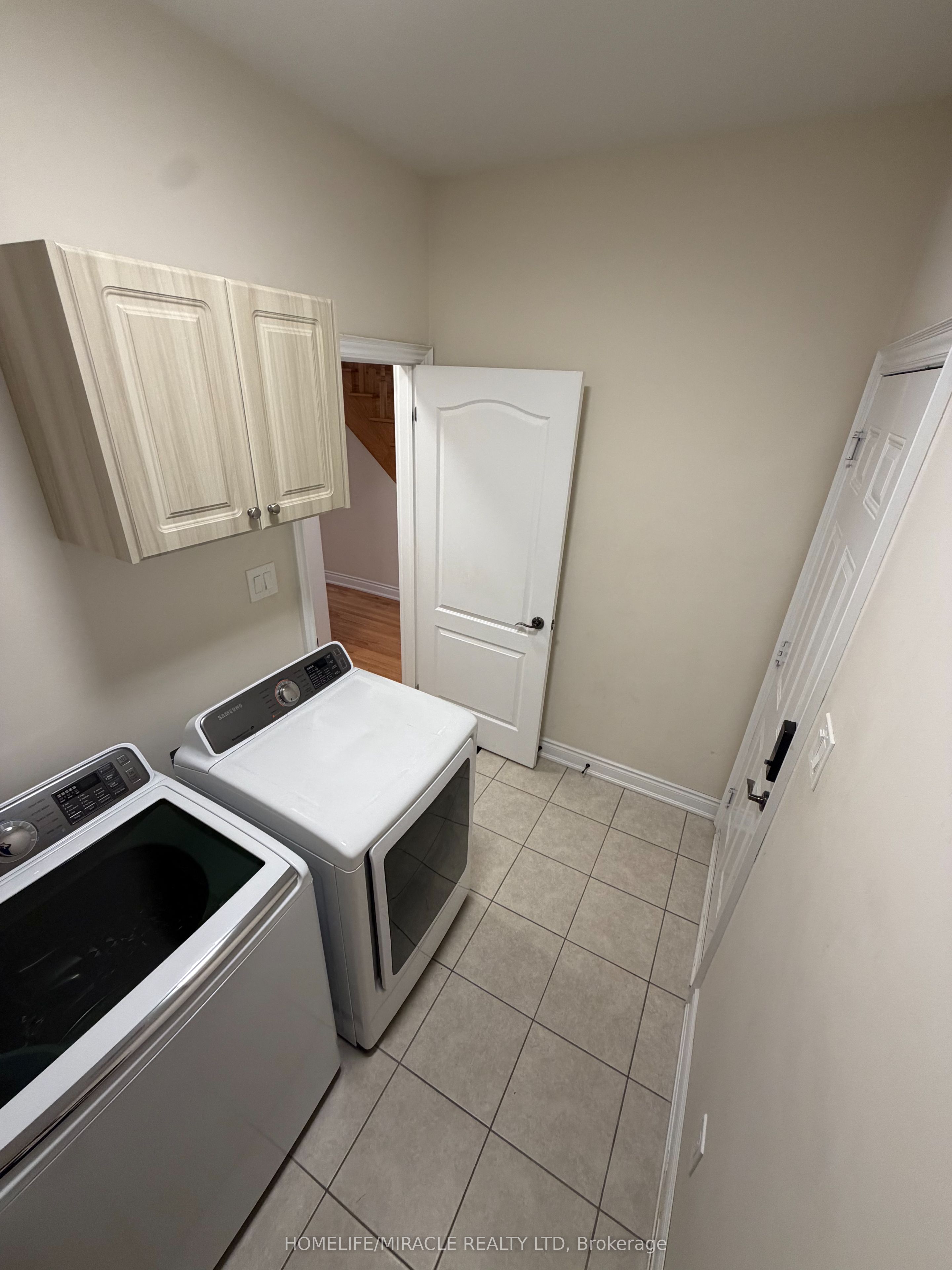 148 Milby Crescent Property Photo 6