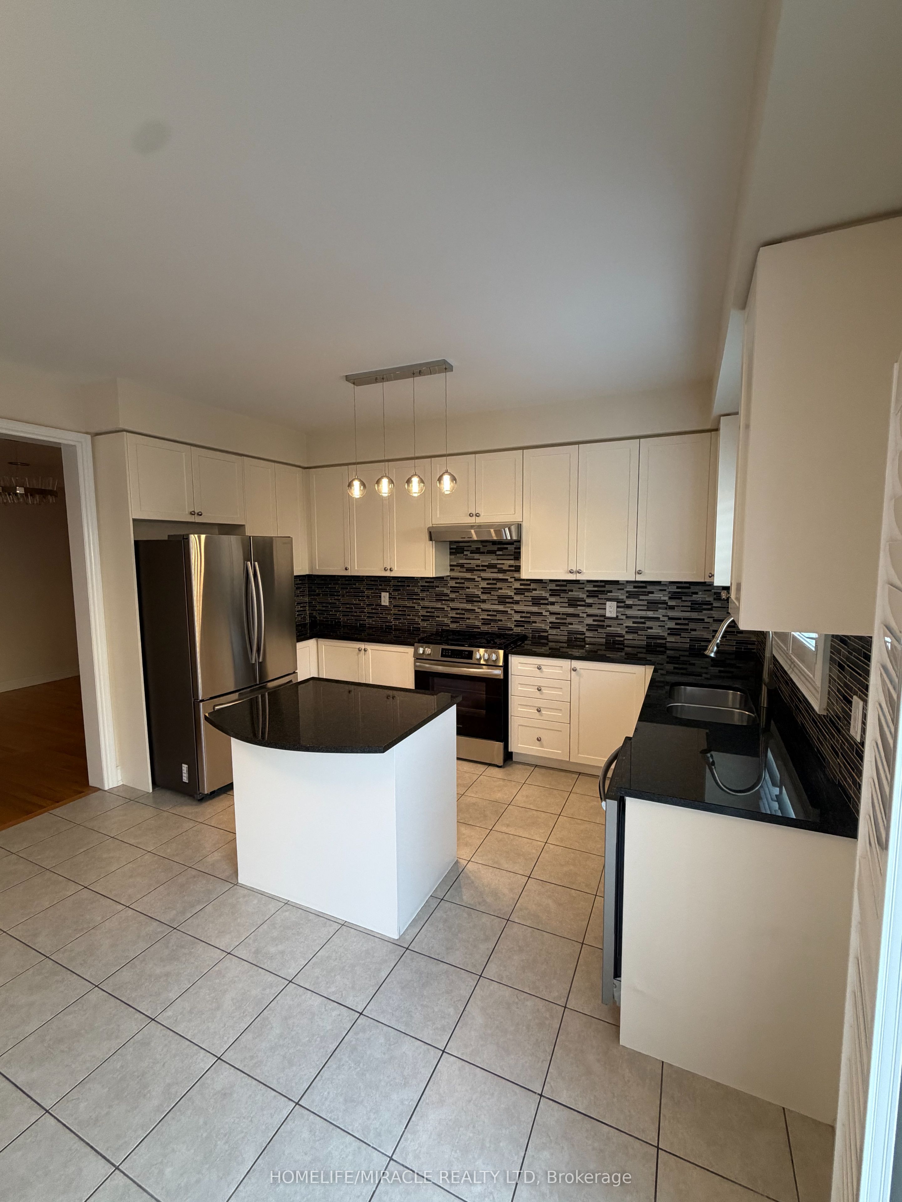148 Milby Crescent Property Photo 10