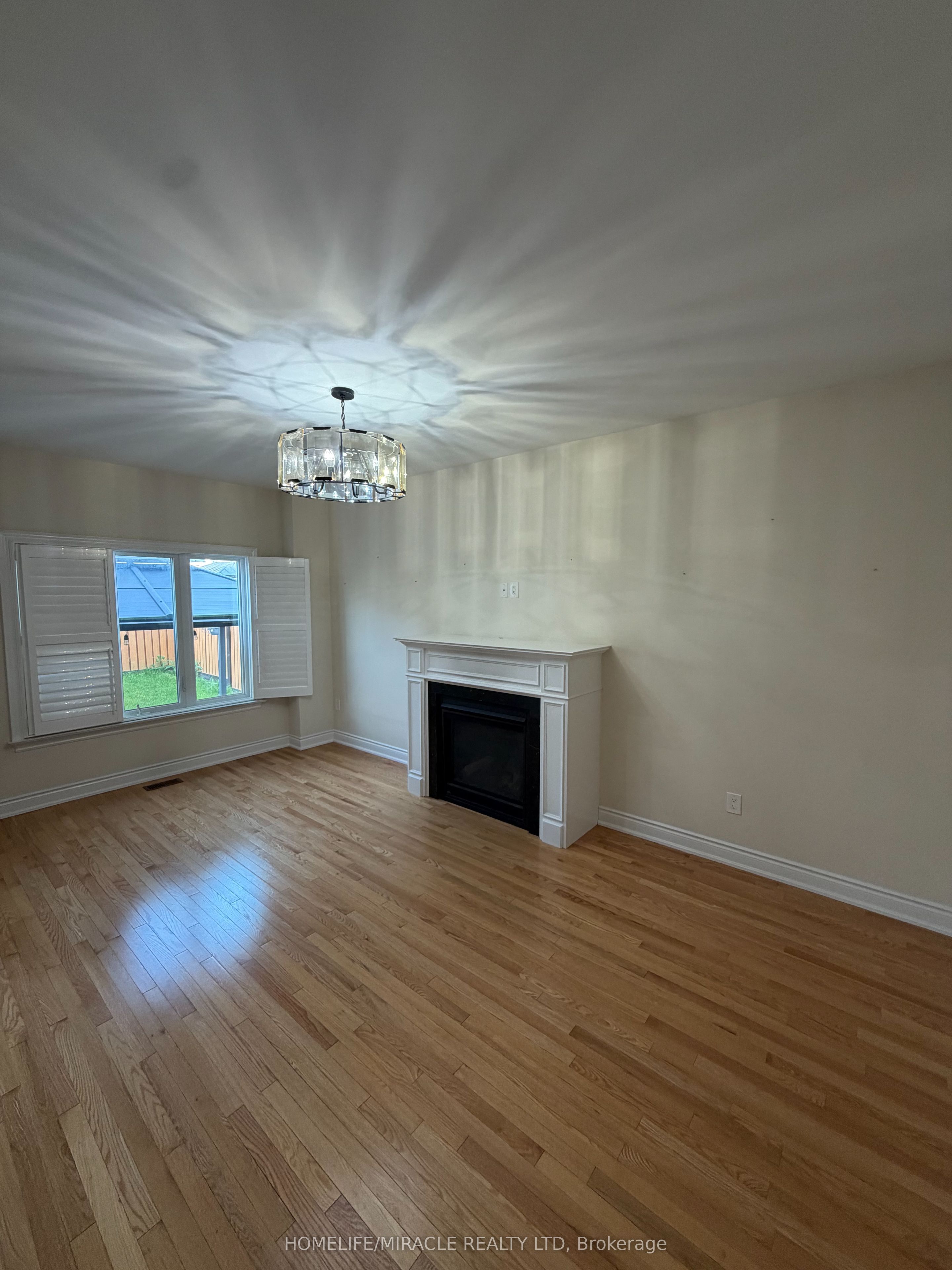 148 Milby Crescent Property Photo 12
