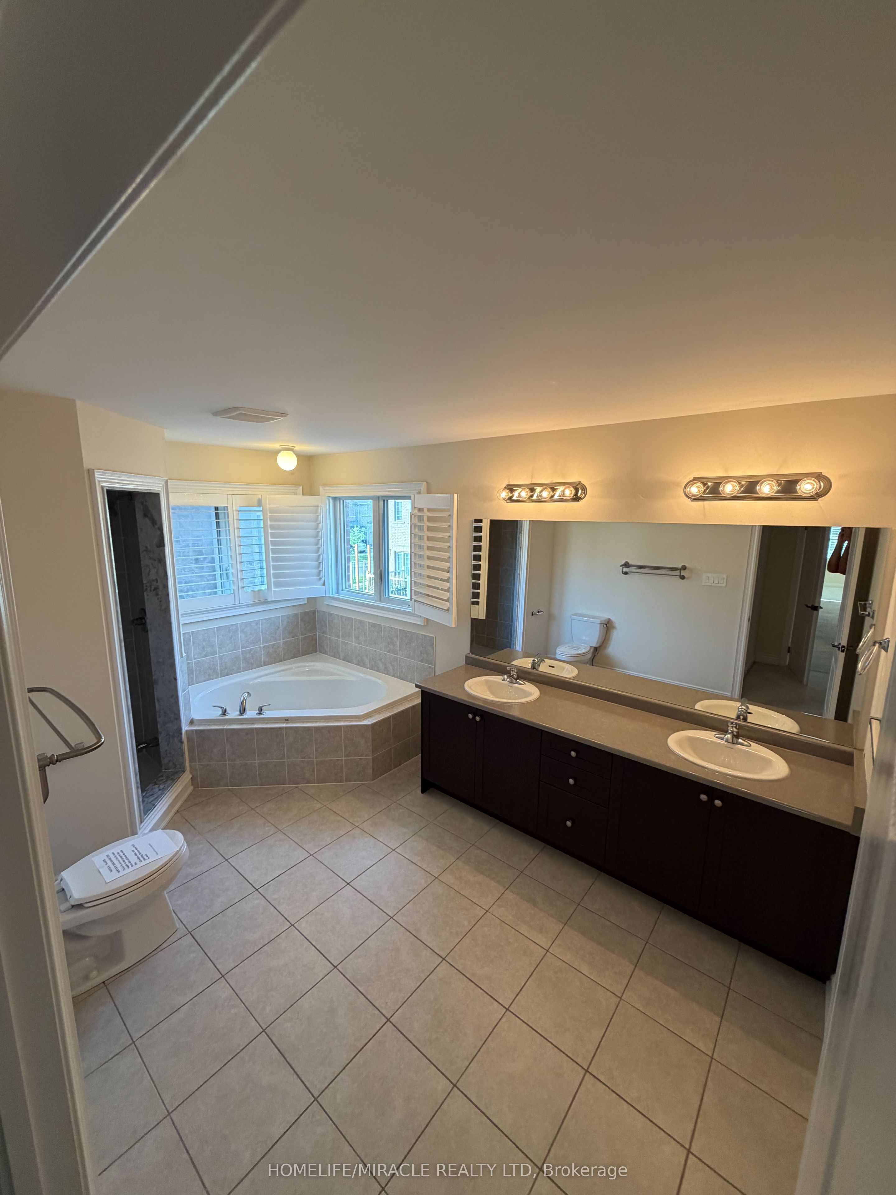 148 Milby Crescent Property Photo 15