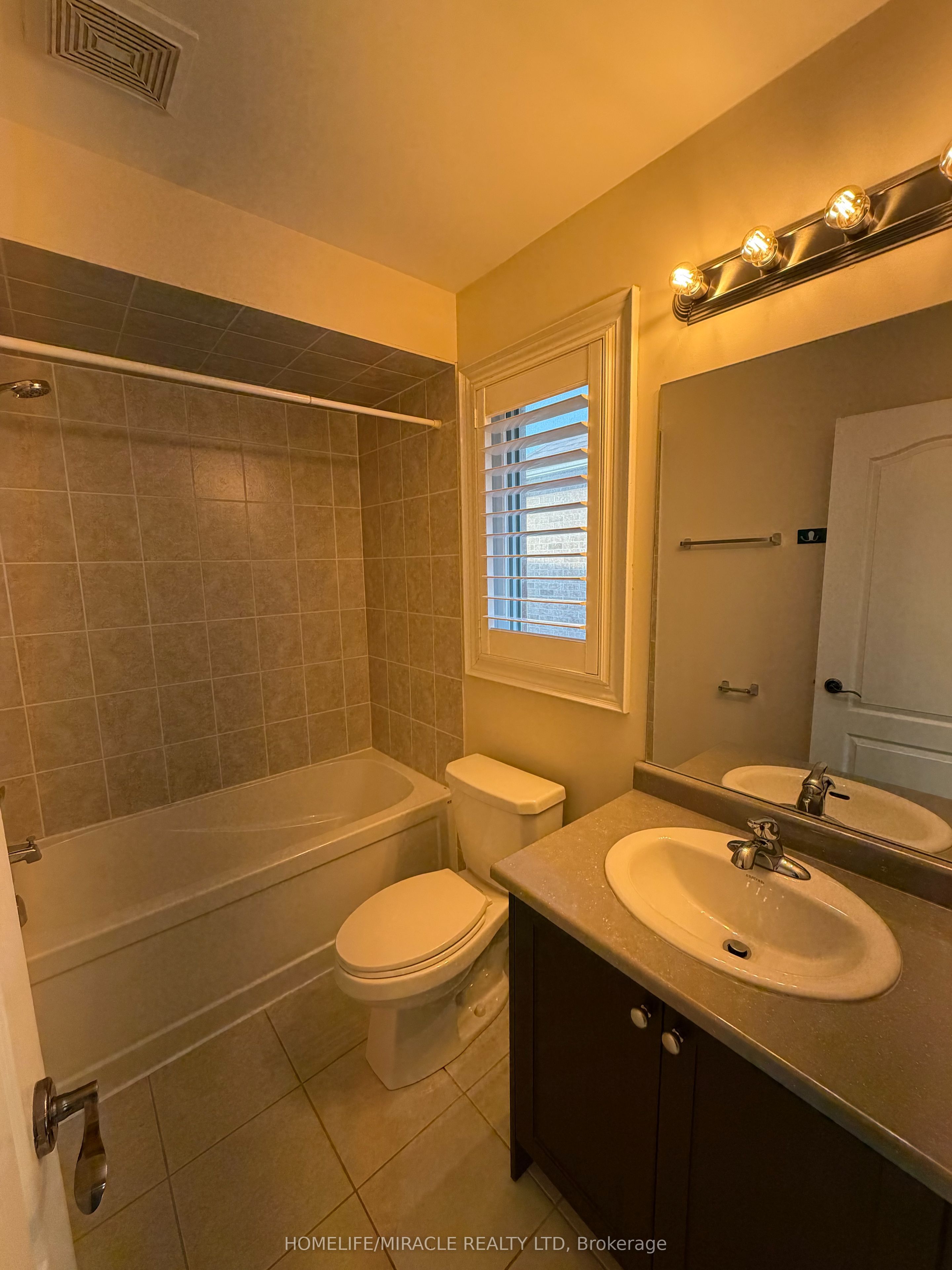 148 Milby Crescent Property Photo 22
