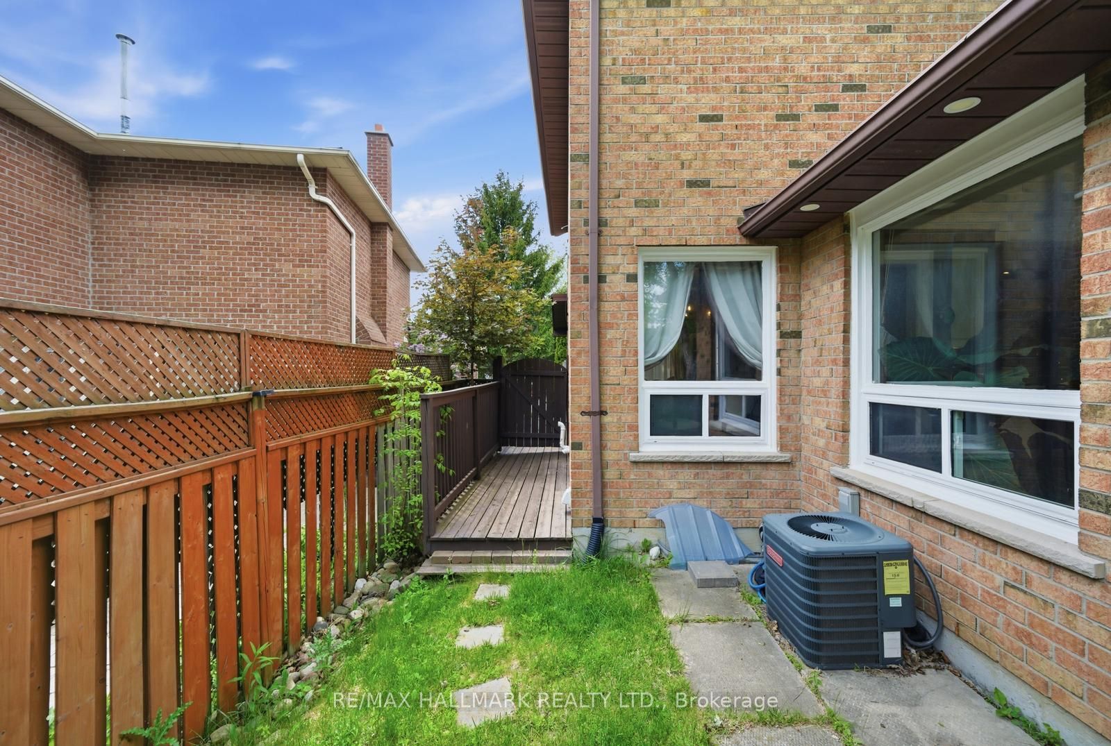 99 Carlson Drive Property Photo 35