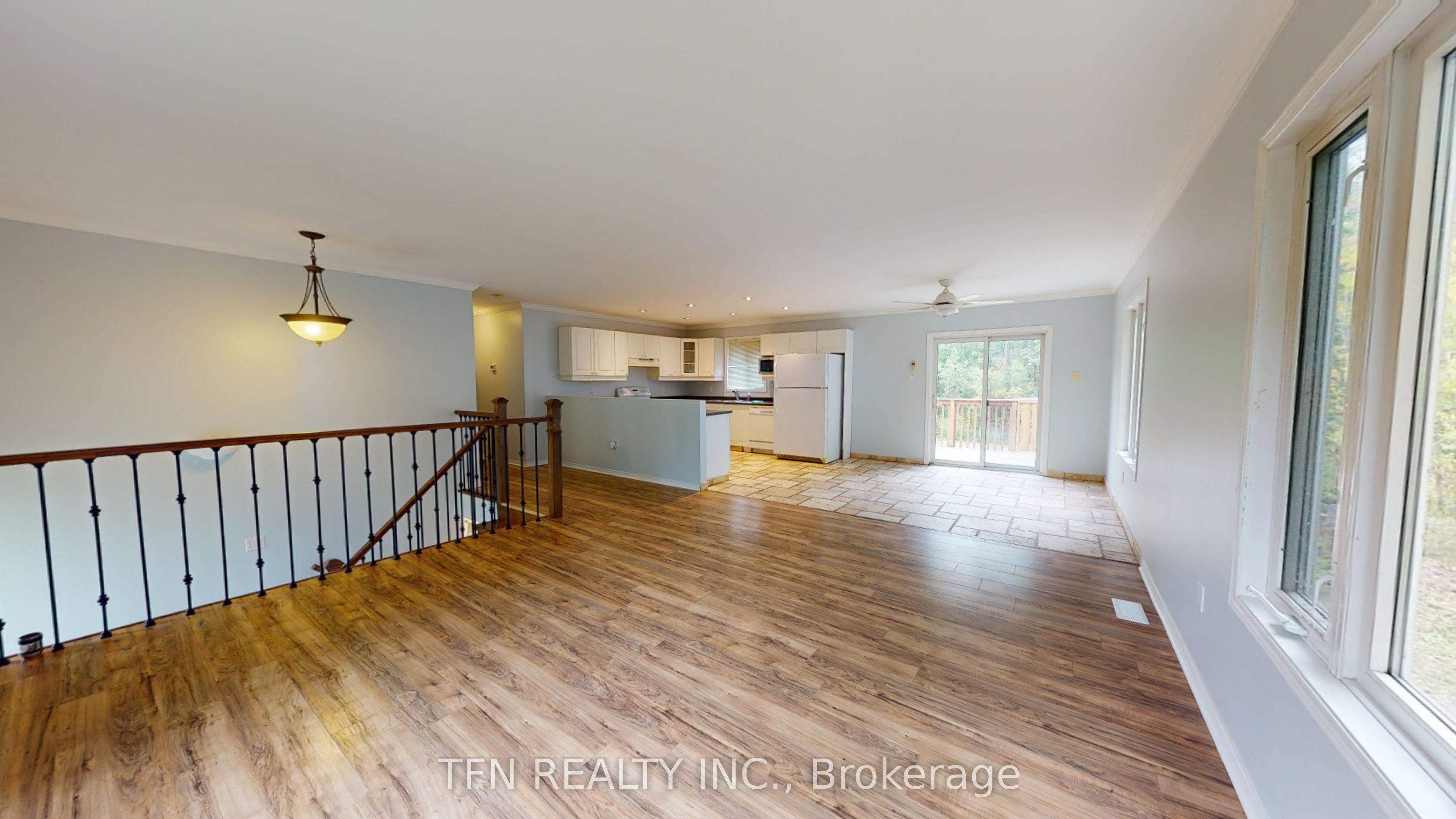 1048 Gilmore Avenue Property Photo 2