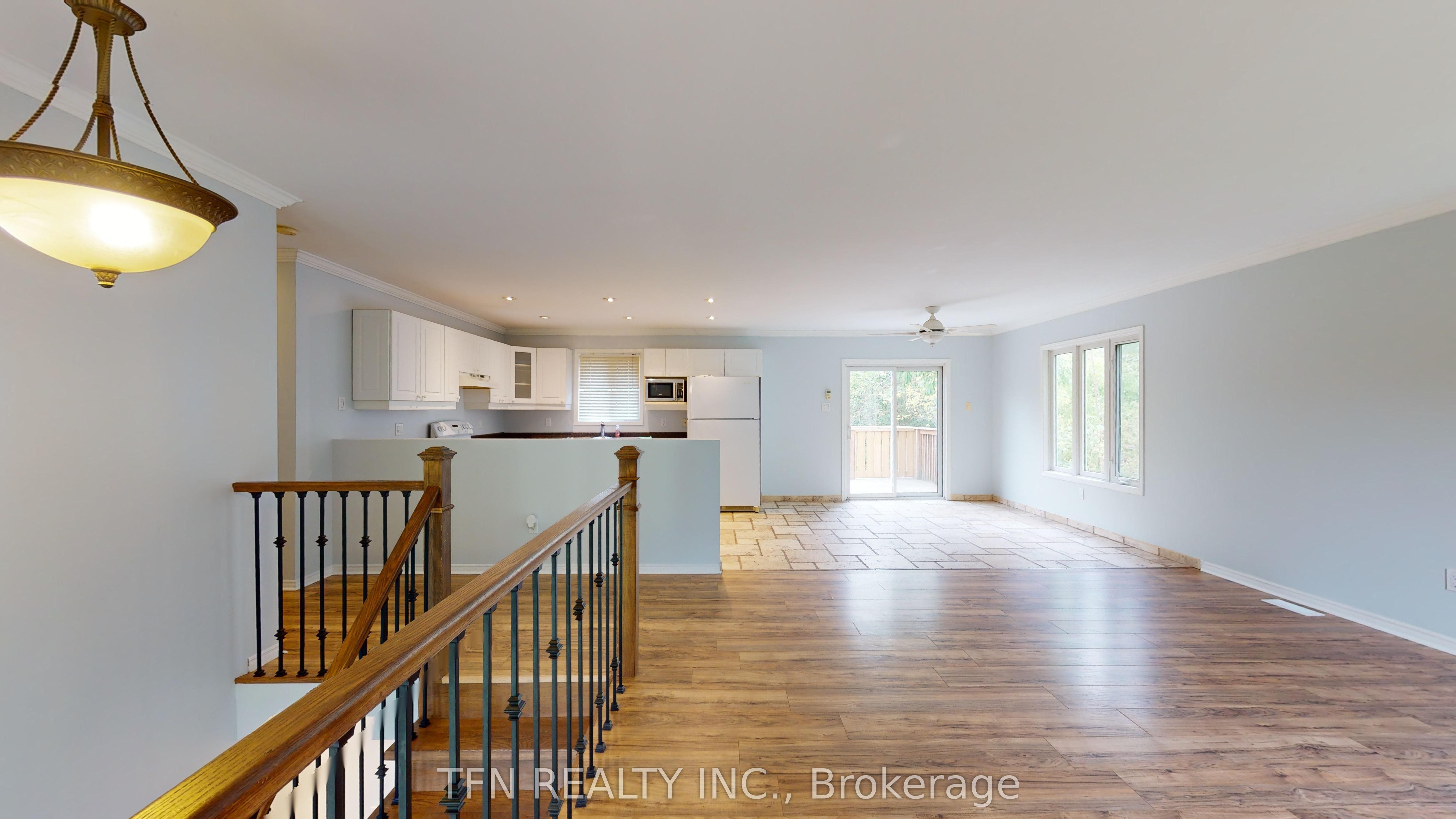 1048 Gilmore Avenue Property Photo 6