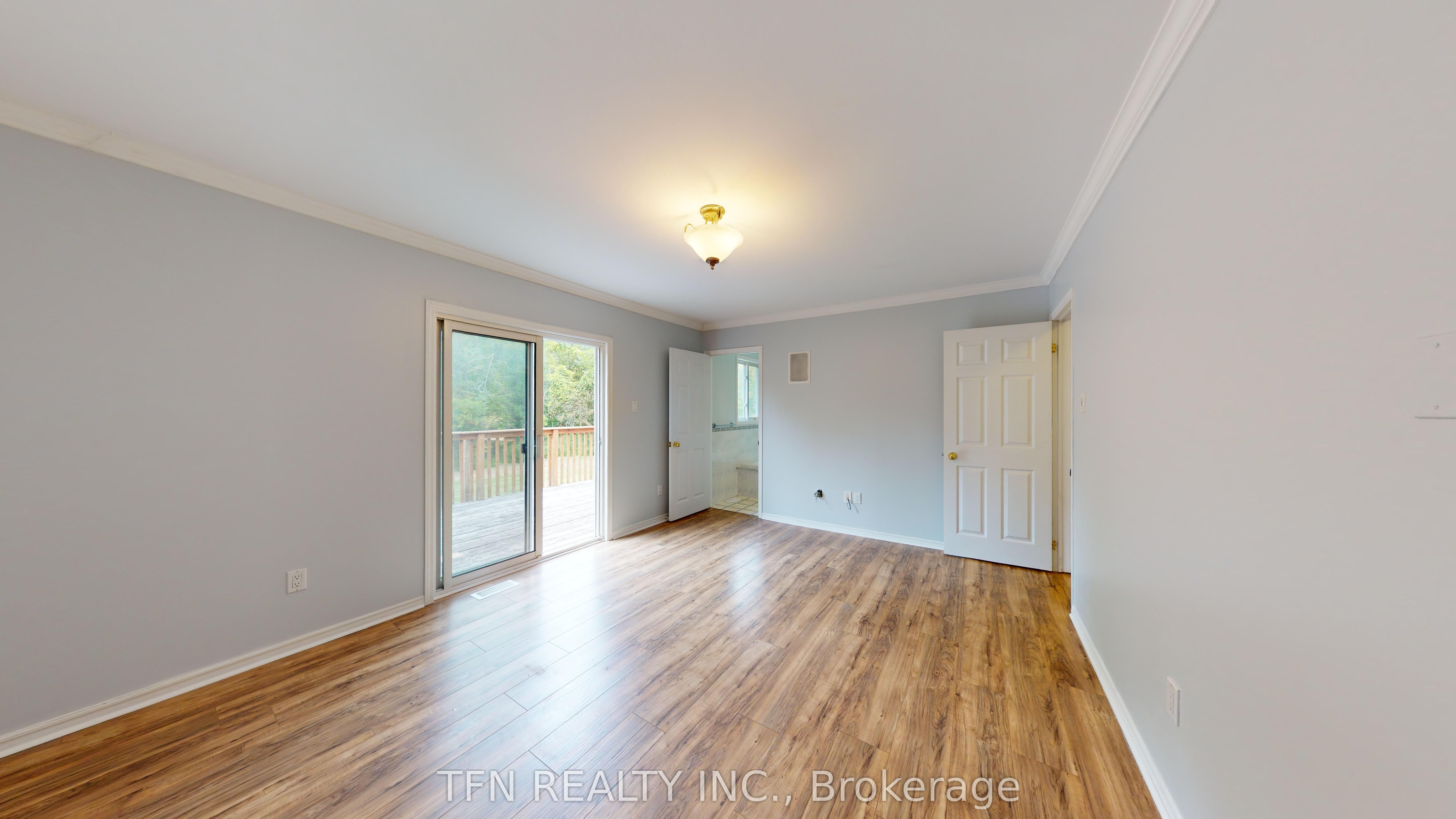 1048 Gilmore Avenue Property Photo 11