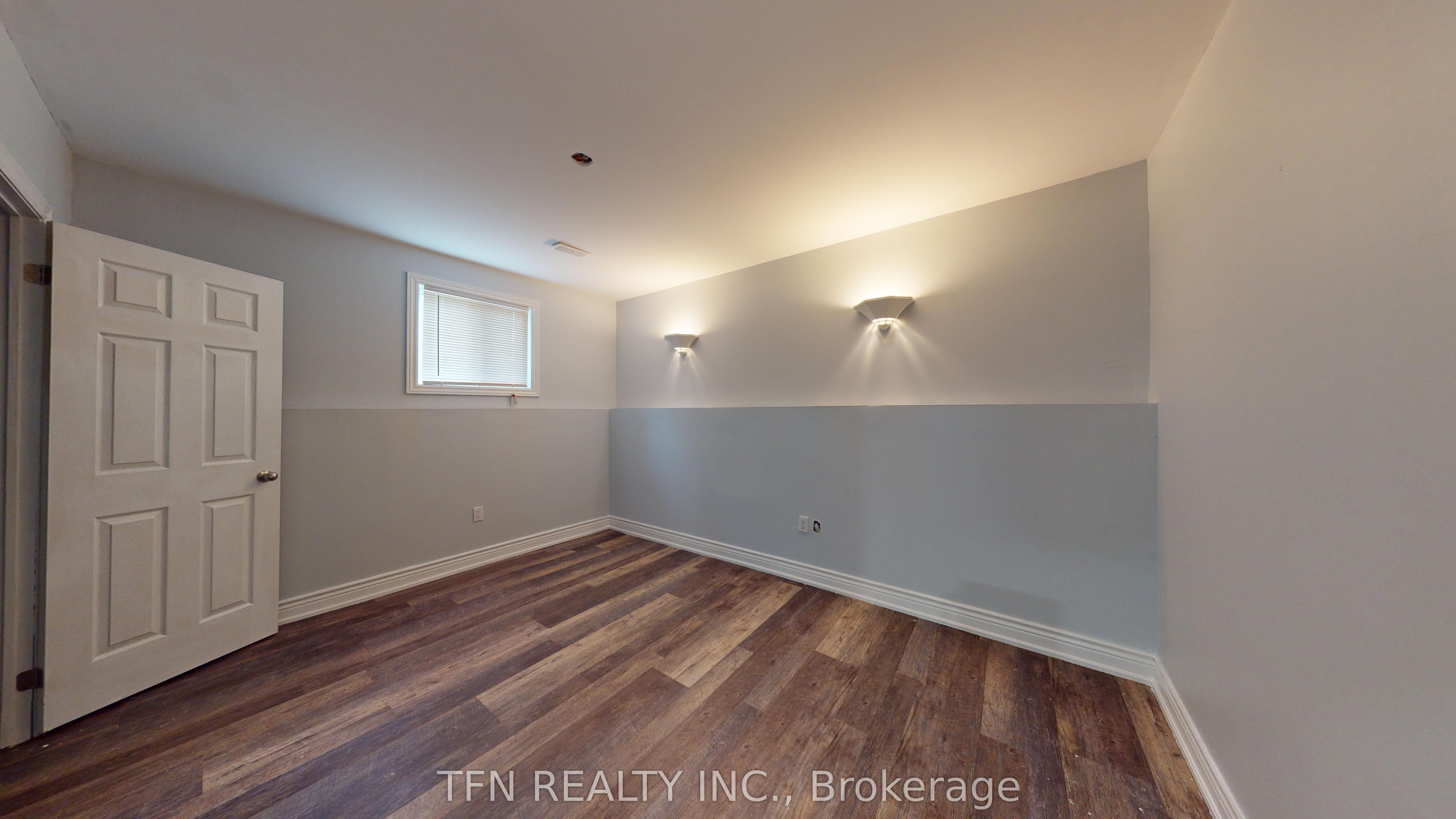 1048 Gilmore Avenue Property Photo 14
