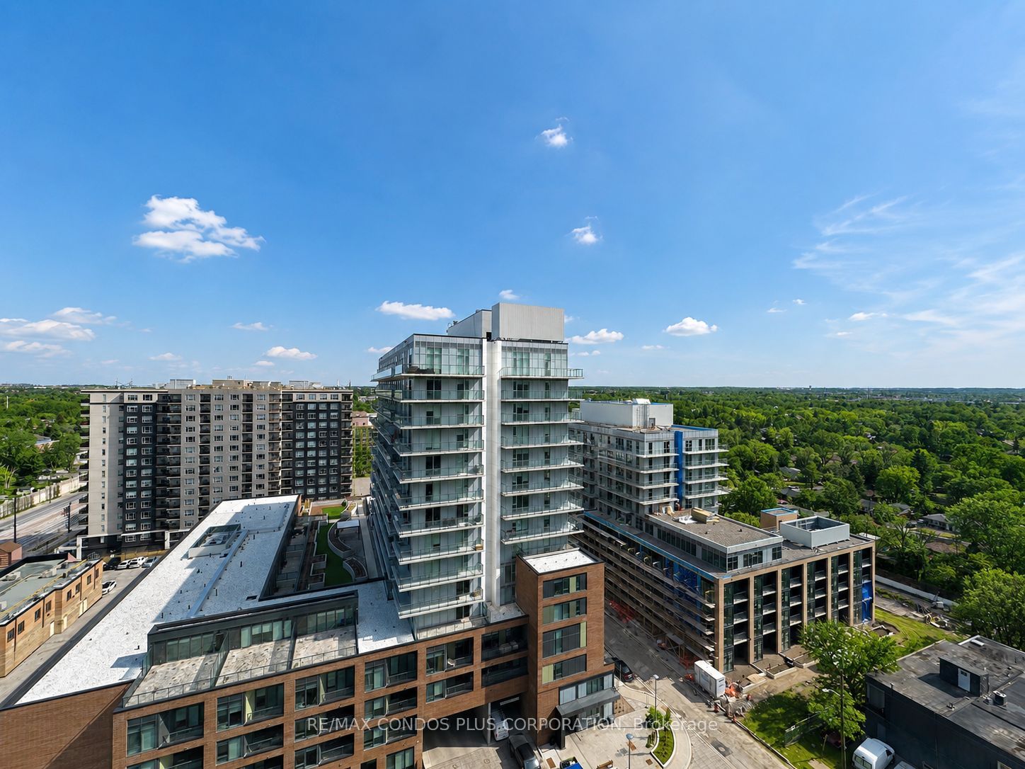 185 Deerfield Road 1302 Property Photo 4