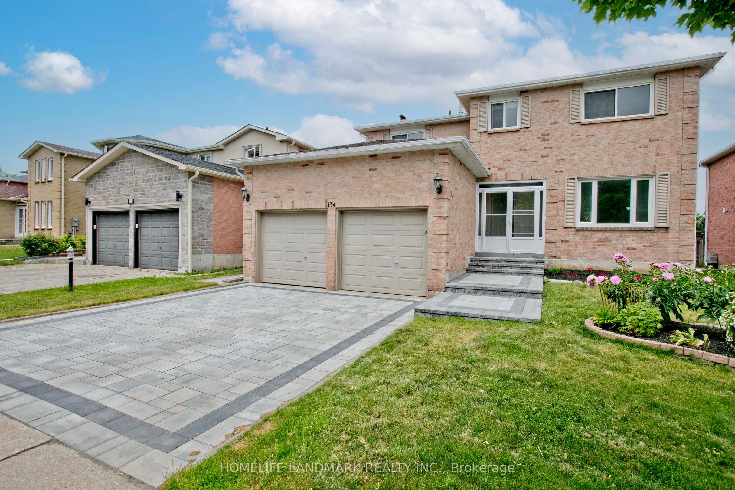 134 Cooperage Crescent Property Photo 2