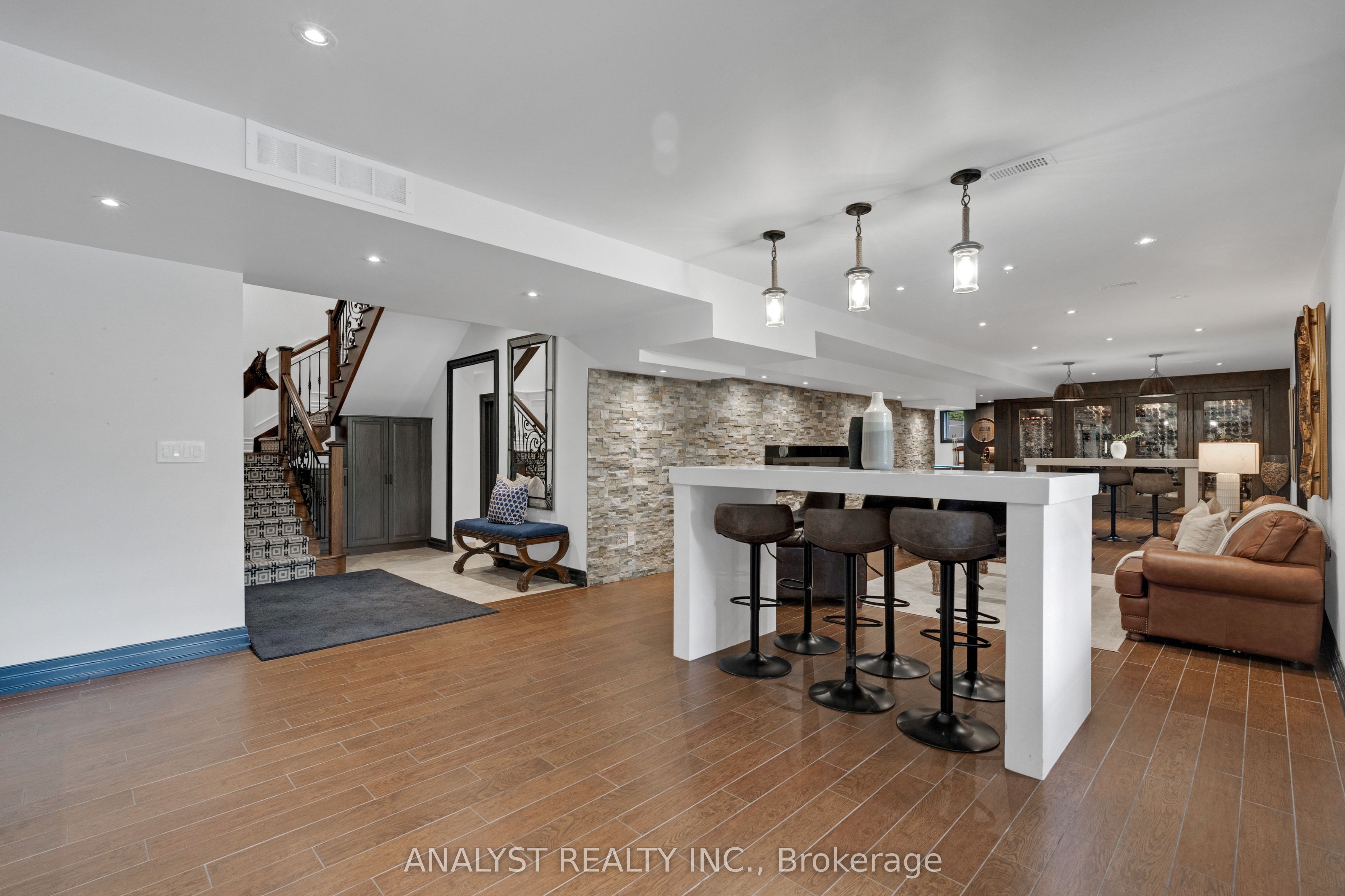 76 Scotch Valley Drive Property Photo 28