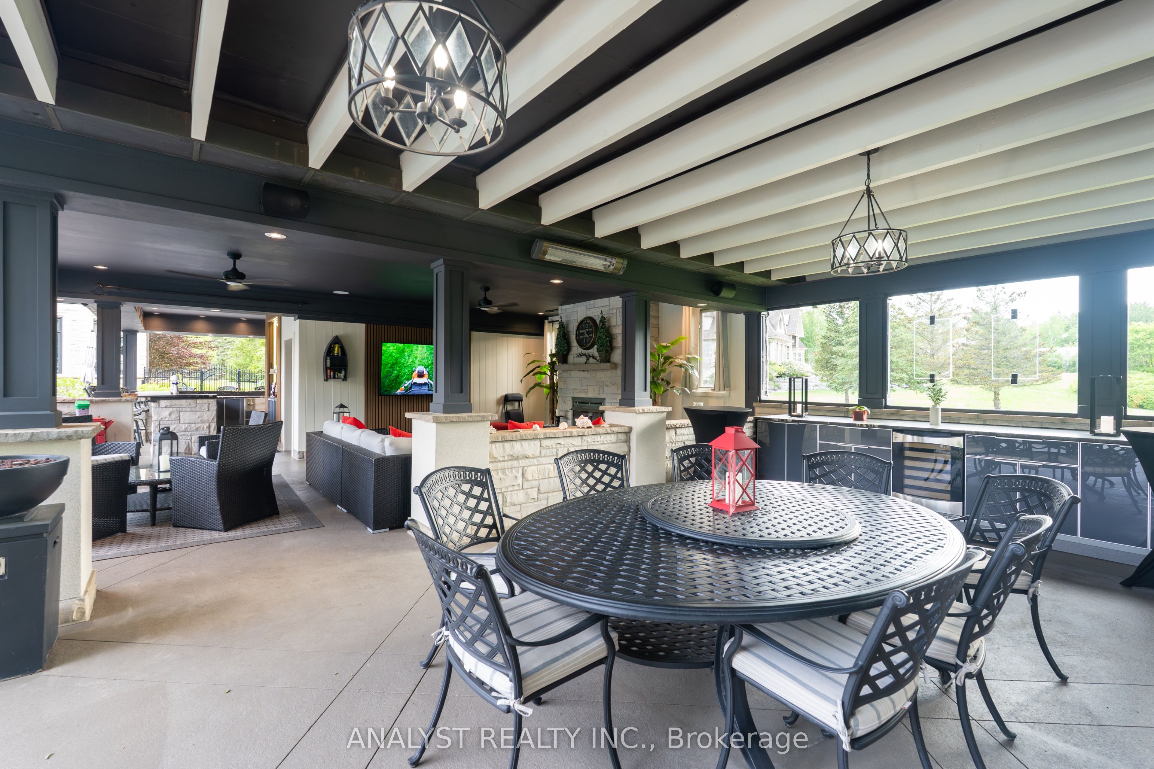 76 Scotch Valley Drive Property Photo 37