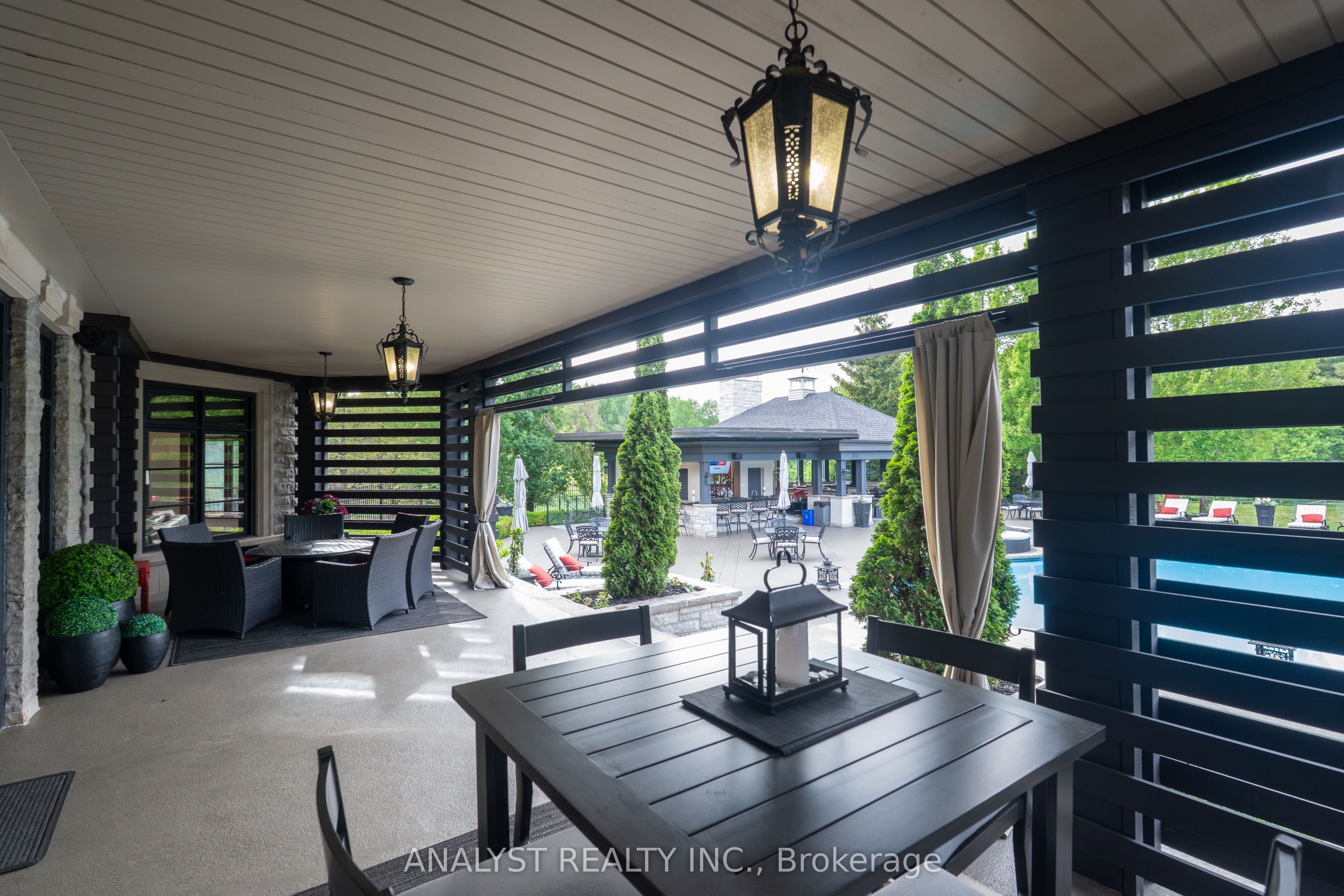 76 Scotch Valley Drive Property Photo 41