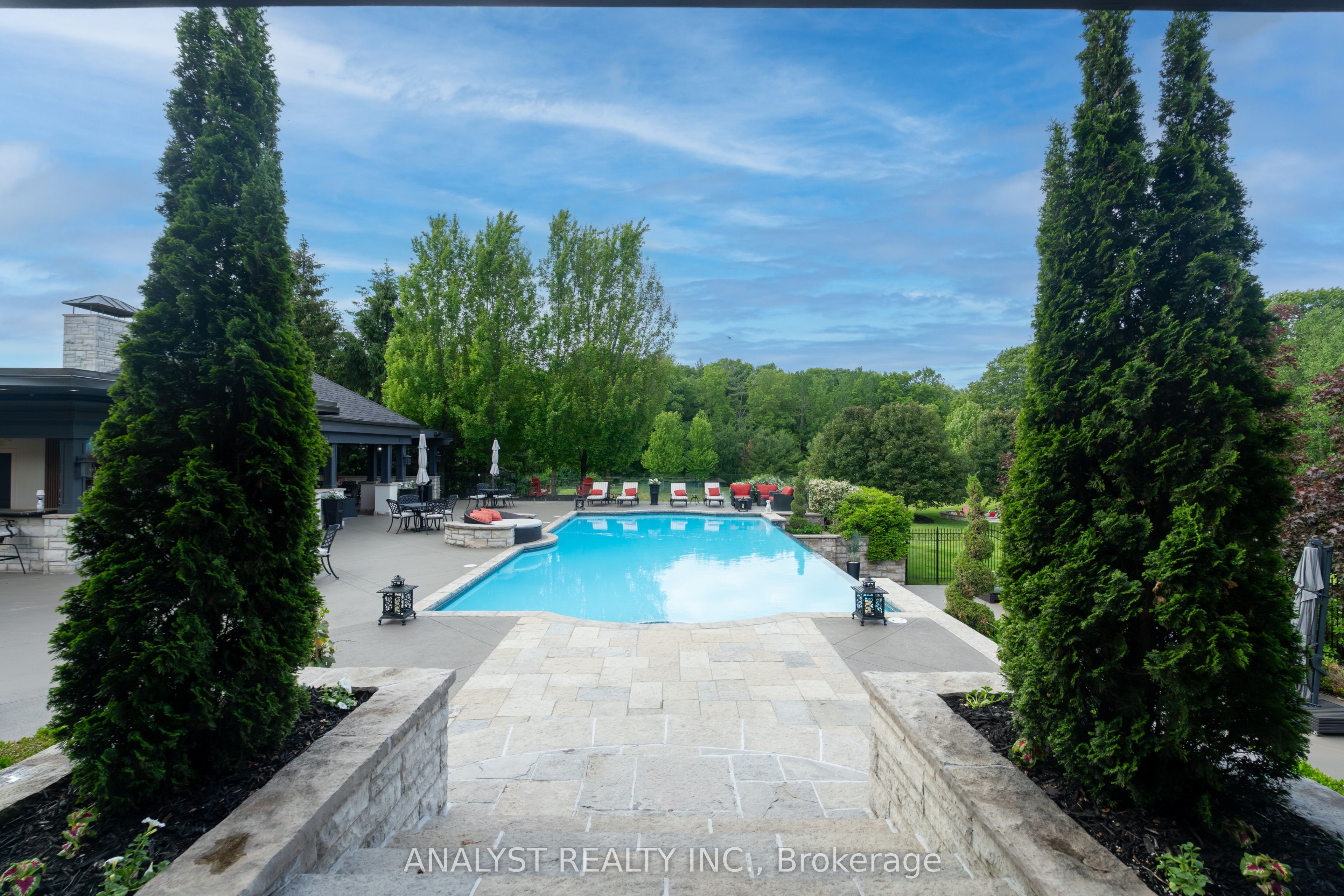 76 Scotch Valley Drive Property Photo 42