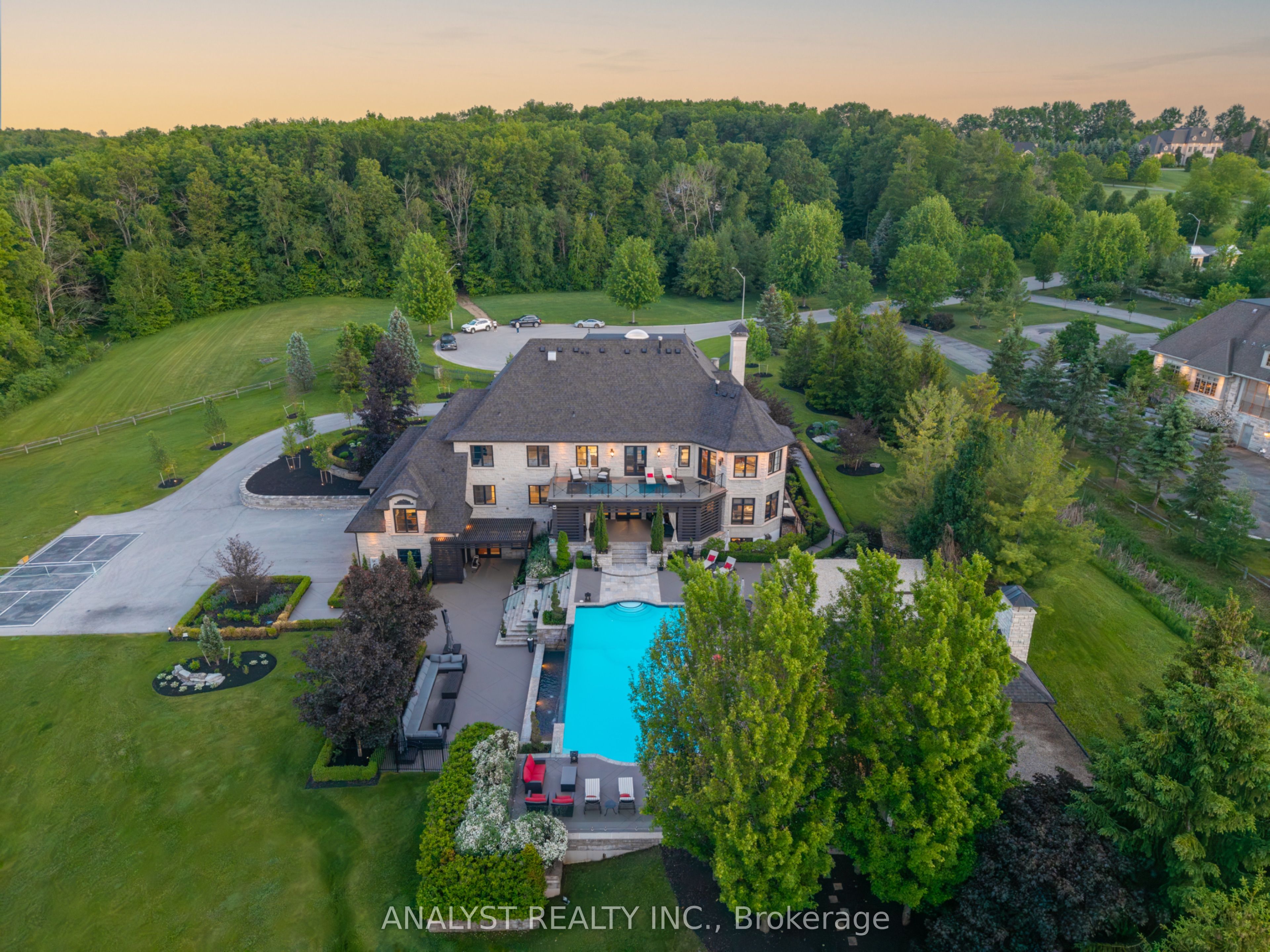 76 Scotch Valley Drive Property Photo 47