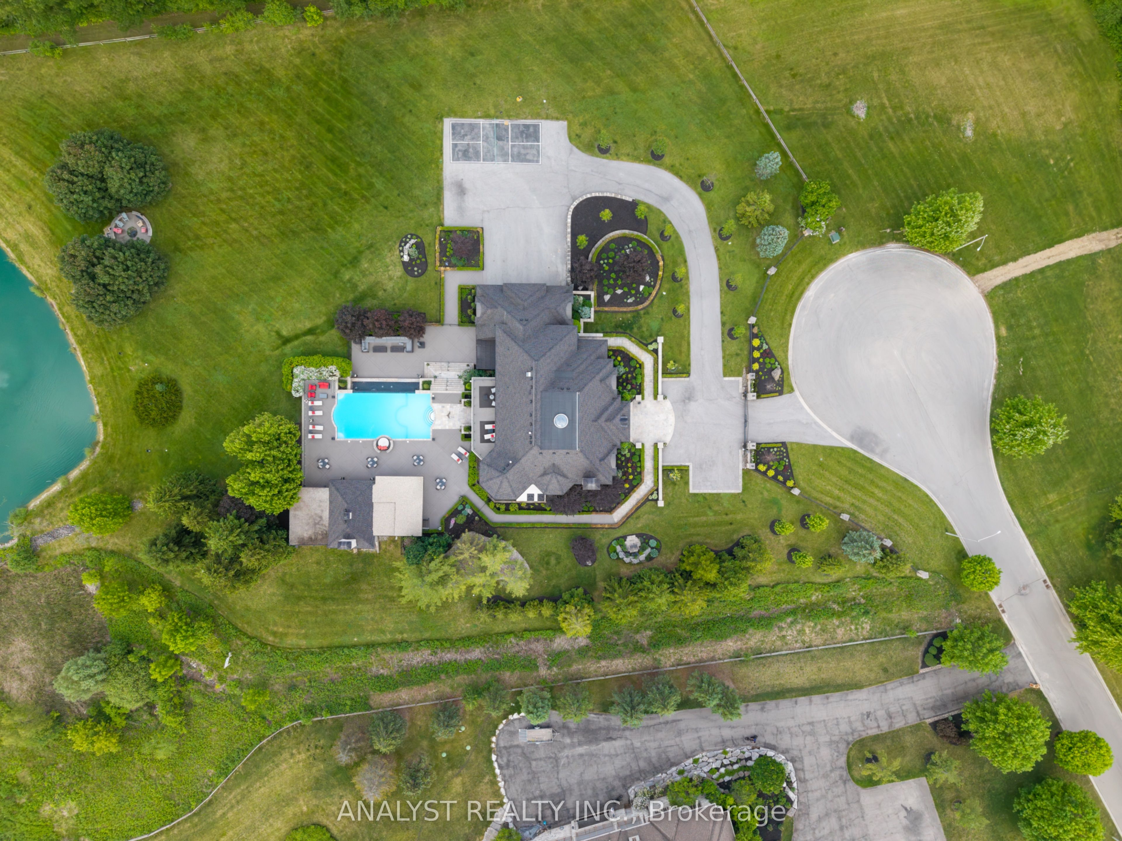 76 Scotch Valley Drive Property Photo 49