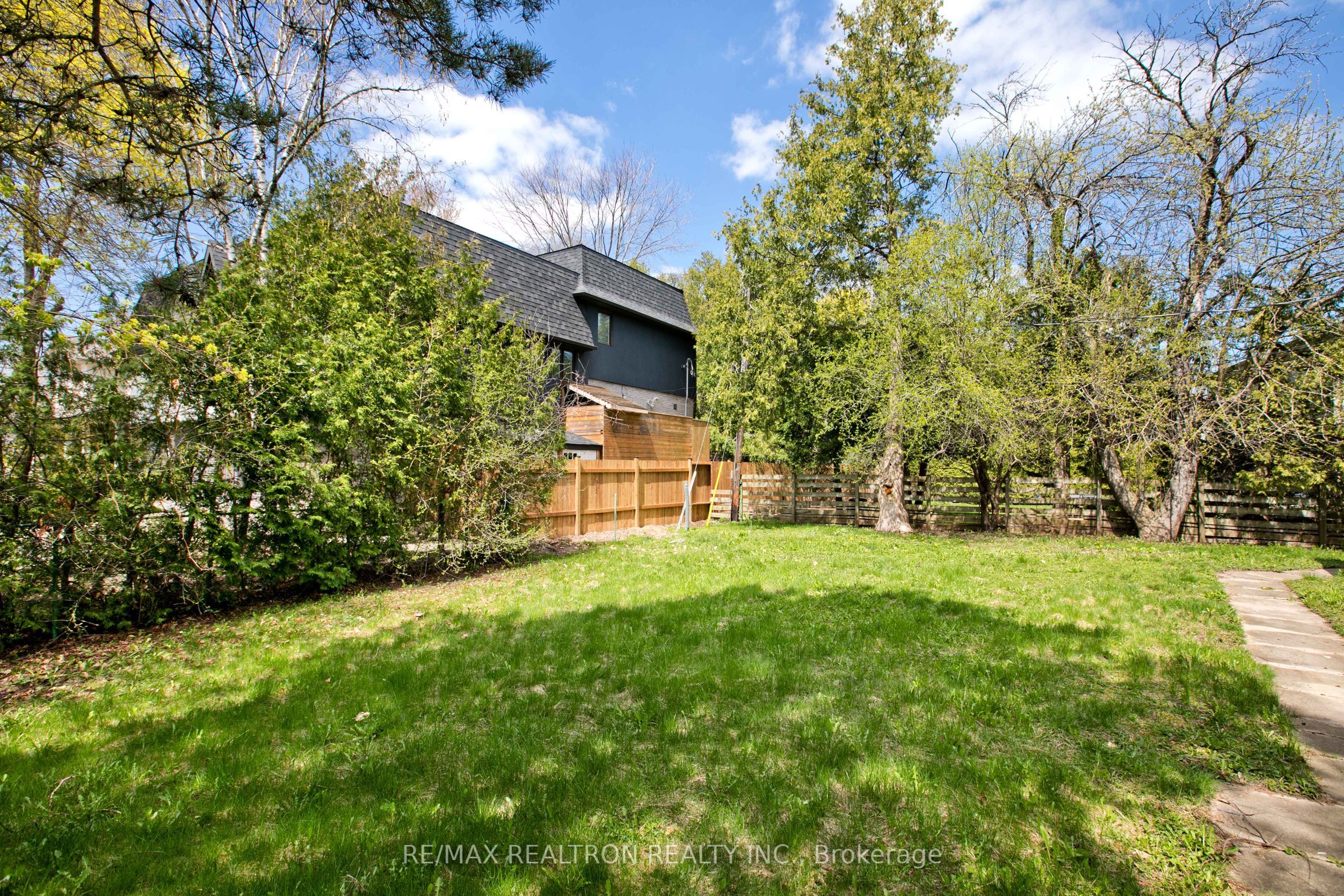2 Callahan Road Property Photo 17