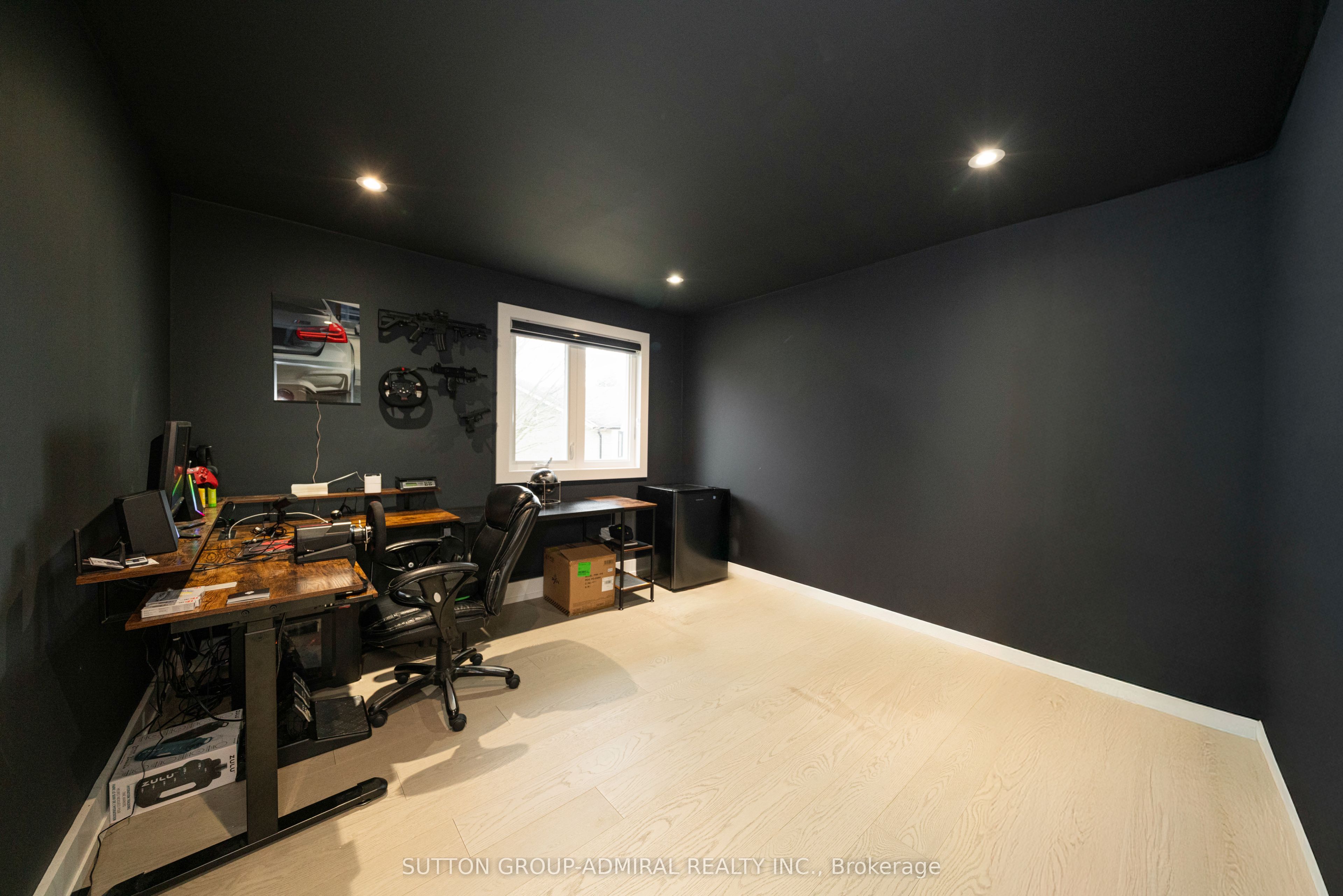 60 Maple Way Property Photo 31