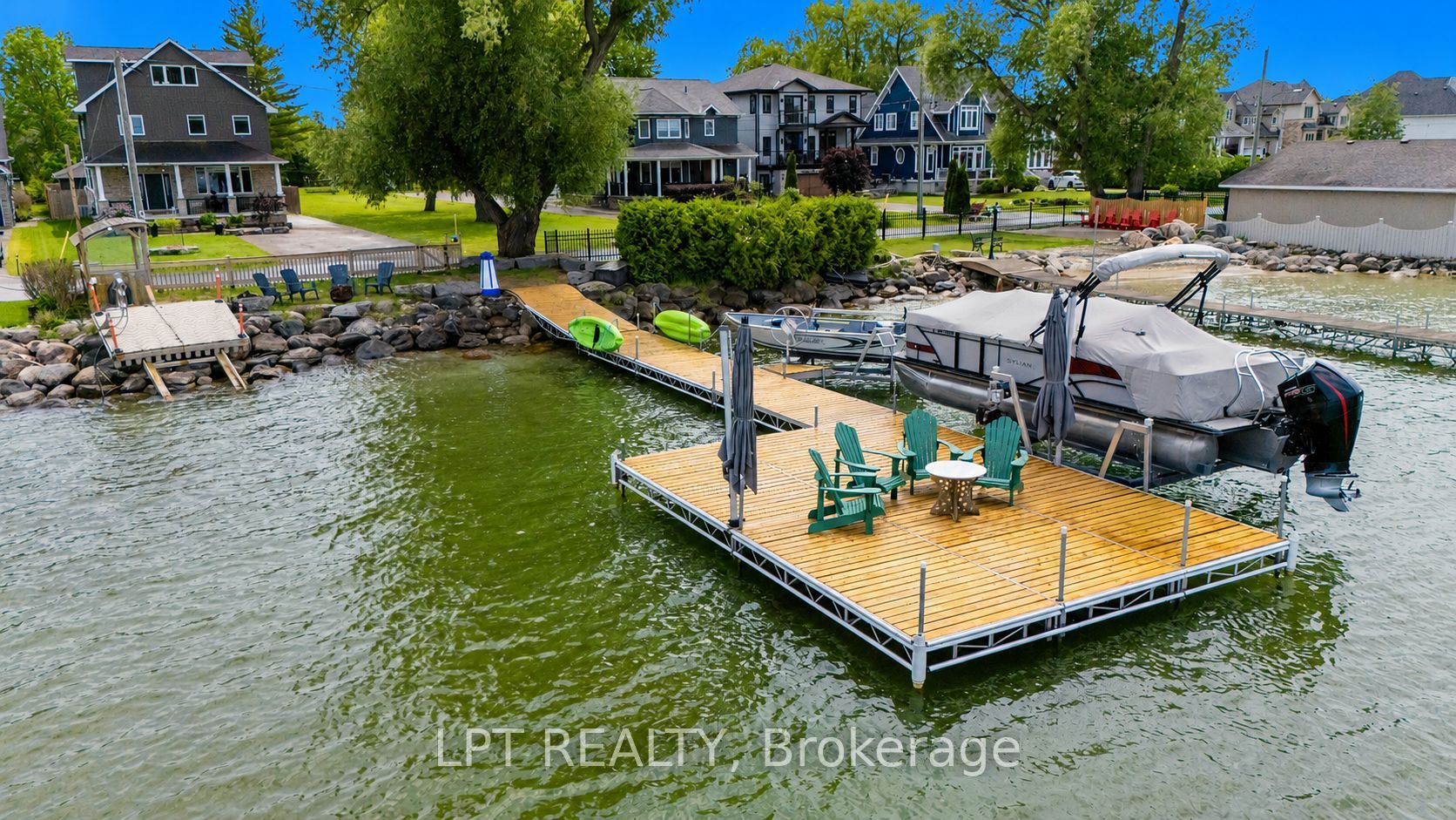 Picture of 165 Lake Drive E