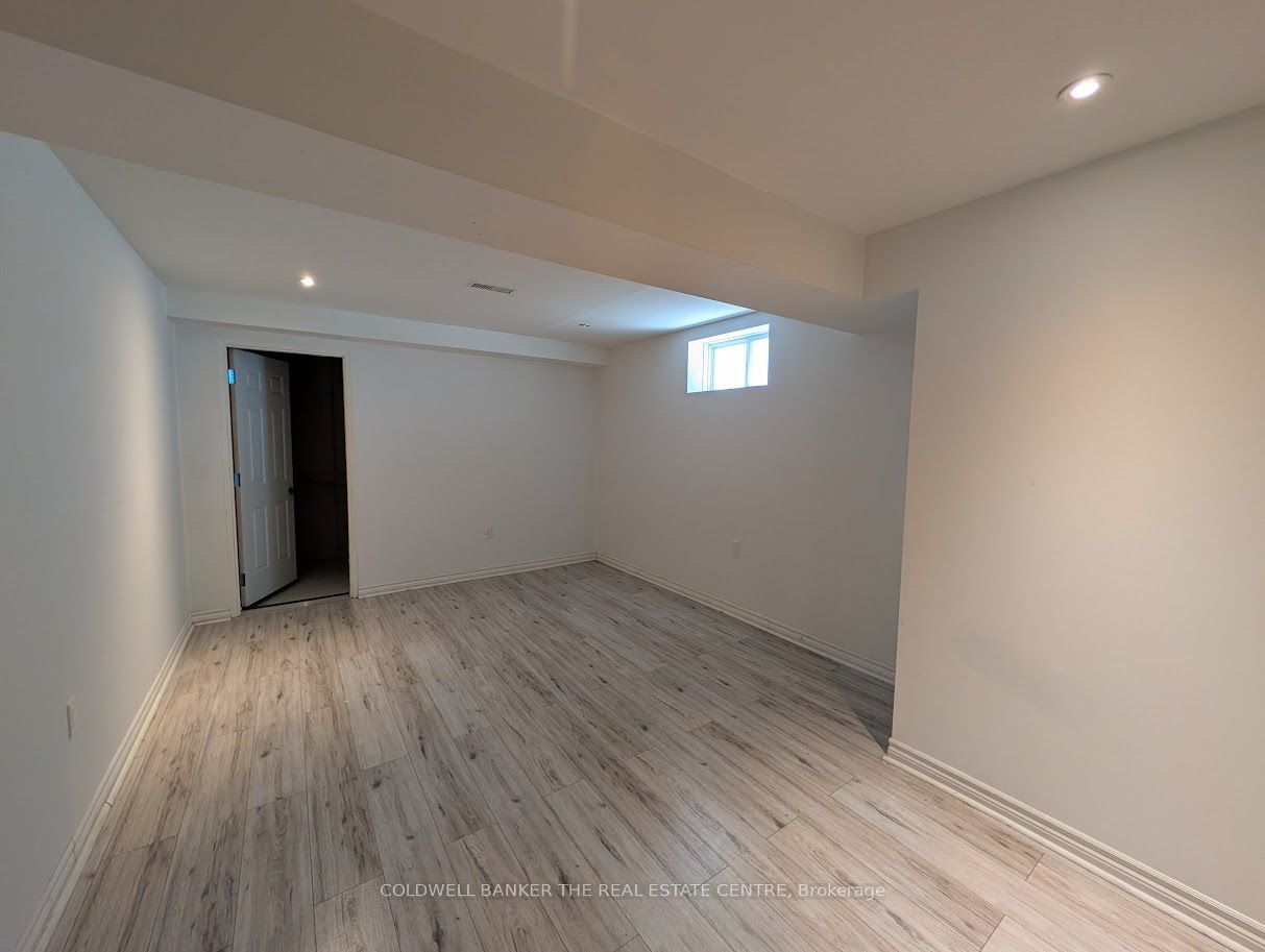 1848 Lamstone Street Property Photo 19