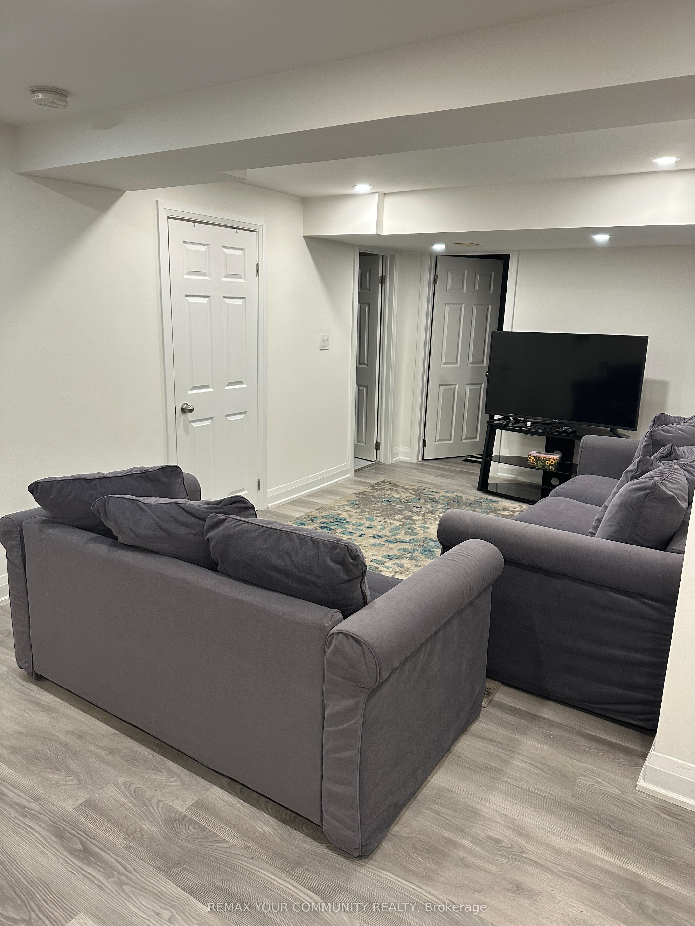243 Orchard Heights Boulevard Property Photo 2