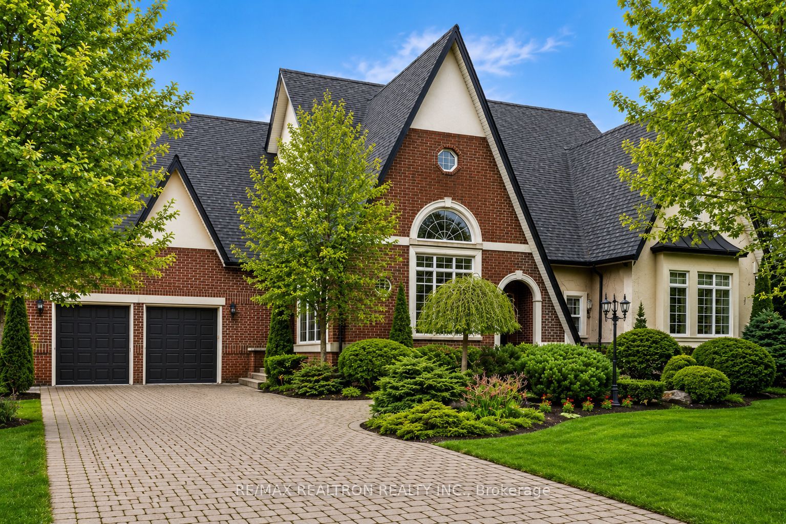 4 The Fairways Property Photo 1