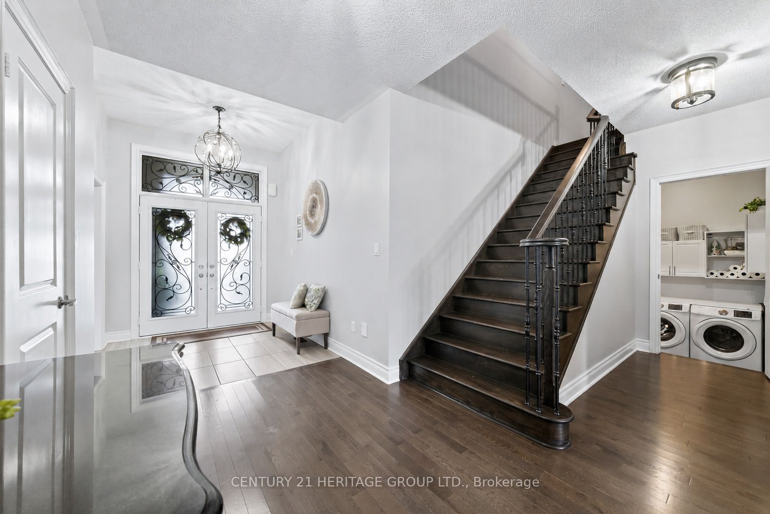 90 Gibson Circle Property Photo 3