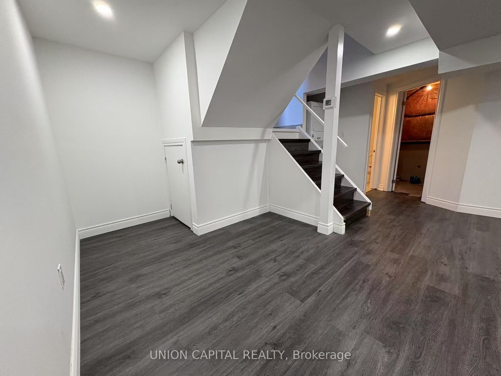 21 Natanya Boulevard Bsmt Property Photo 6