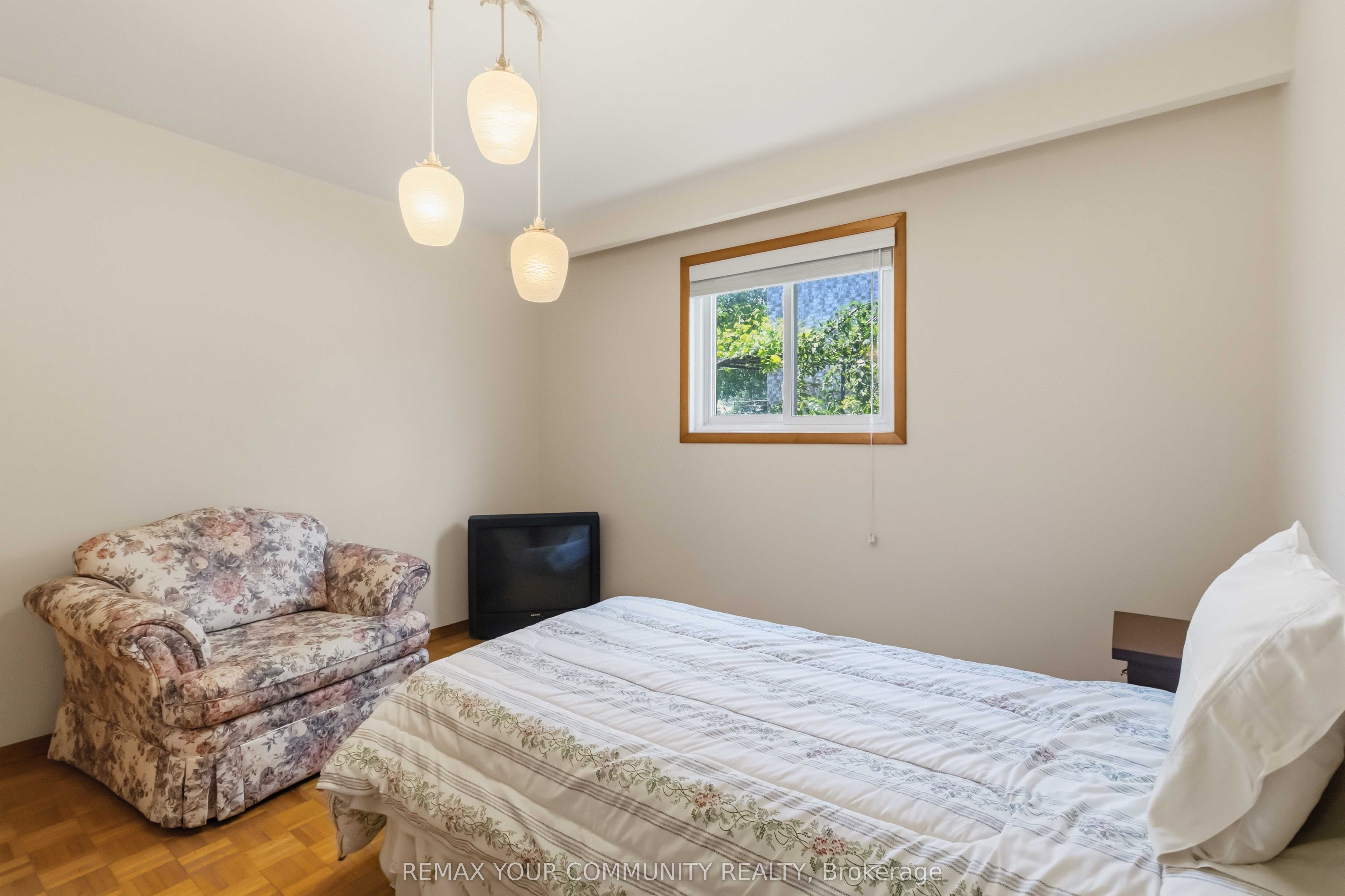 17 Harris Crescent Property Photo 22