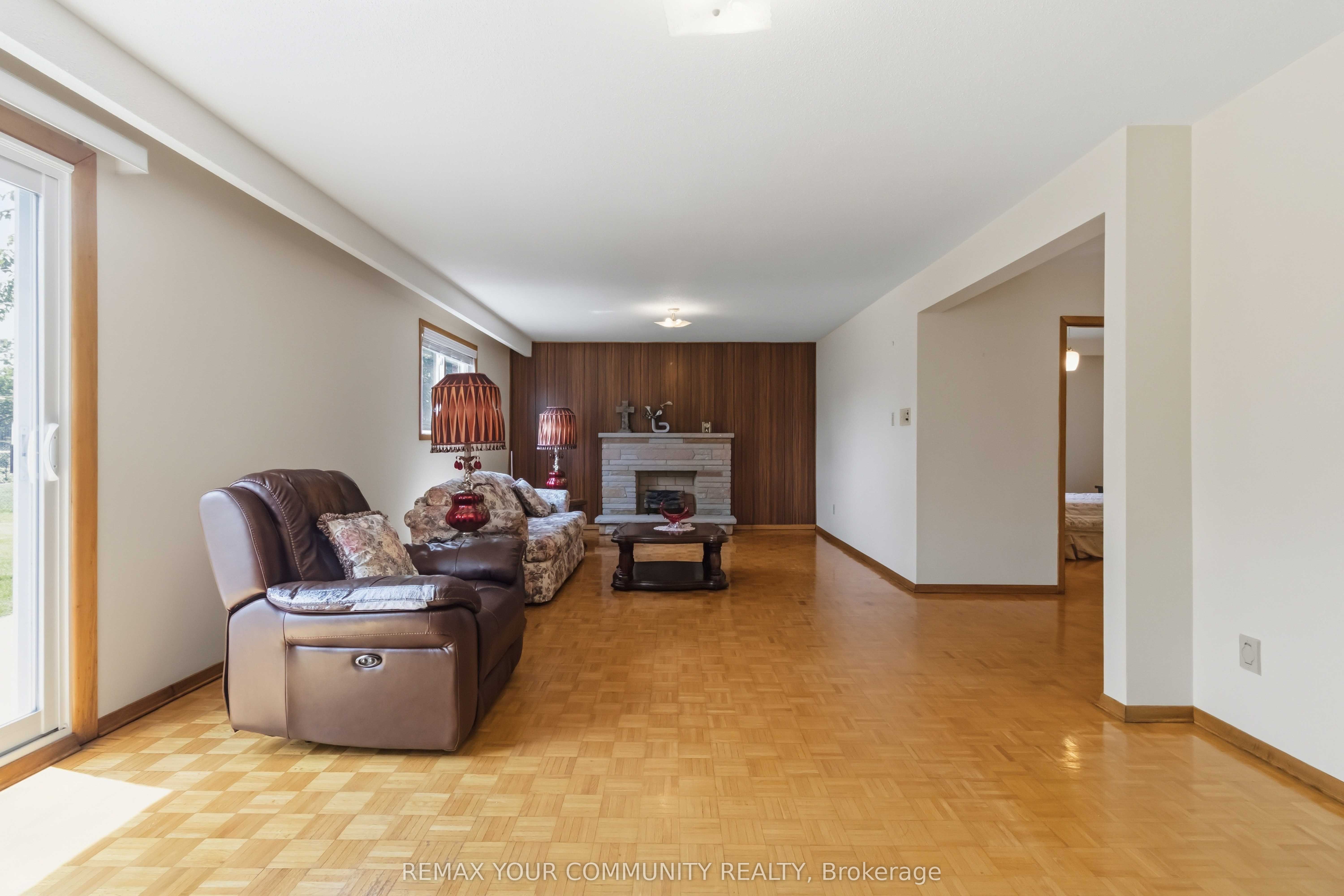 17 Harris Crescent Property Photo 25