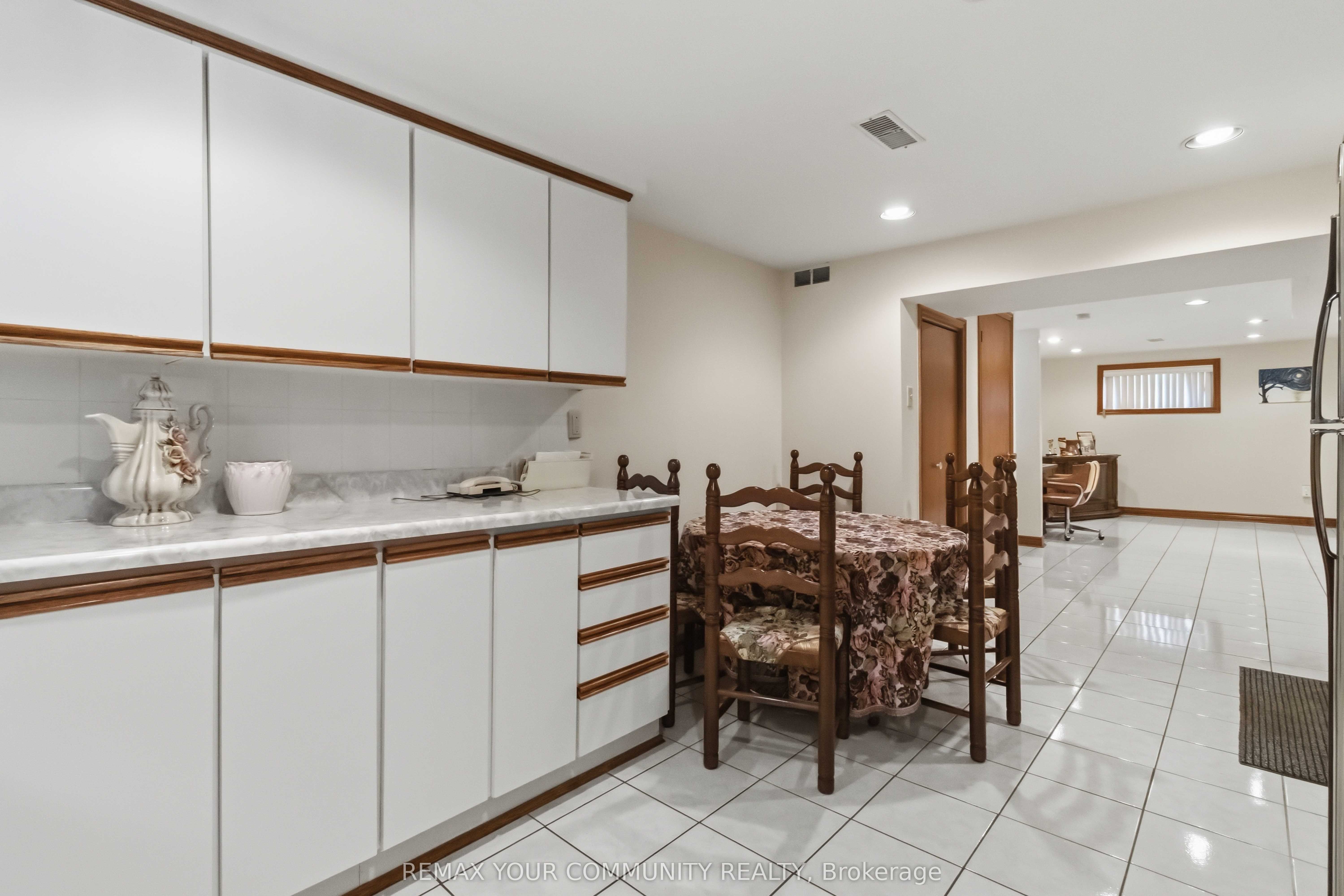 17 Harris Crescent Property Photo 34