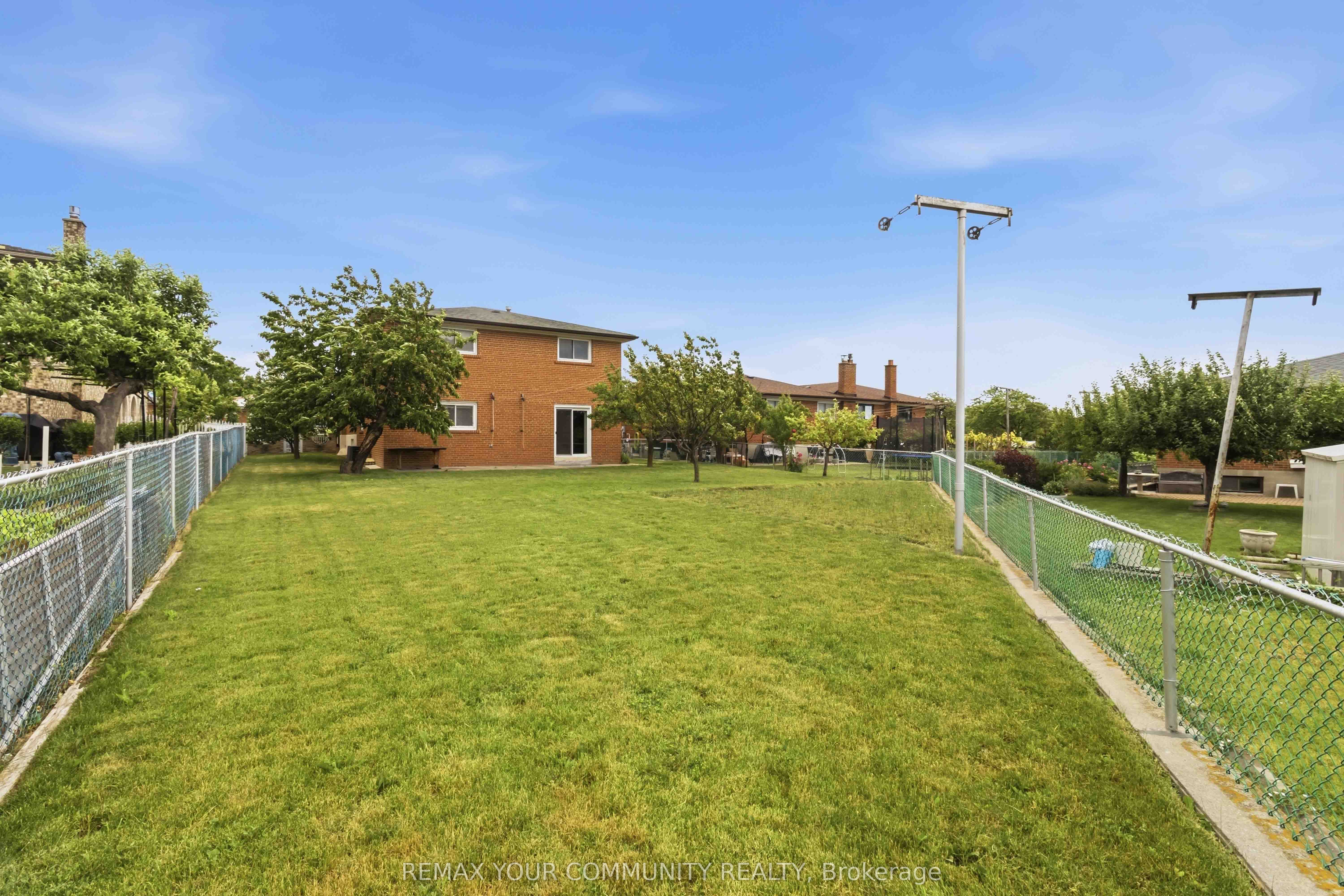 17 Harris Crescent Property Photo 46