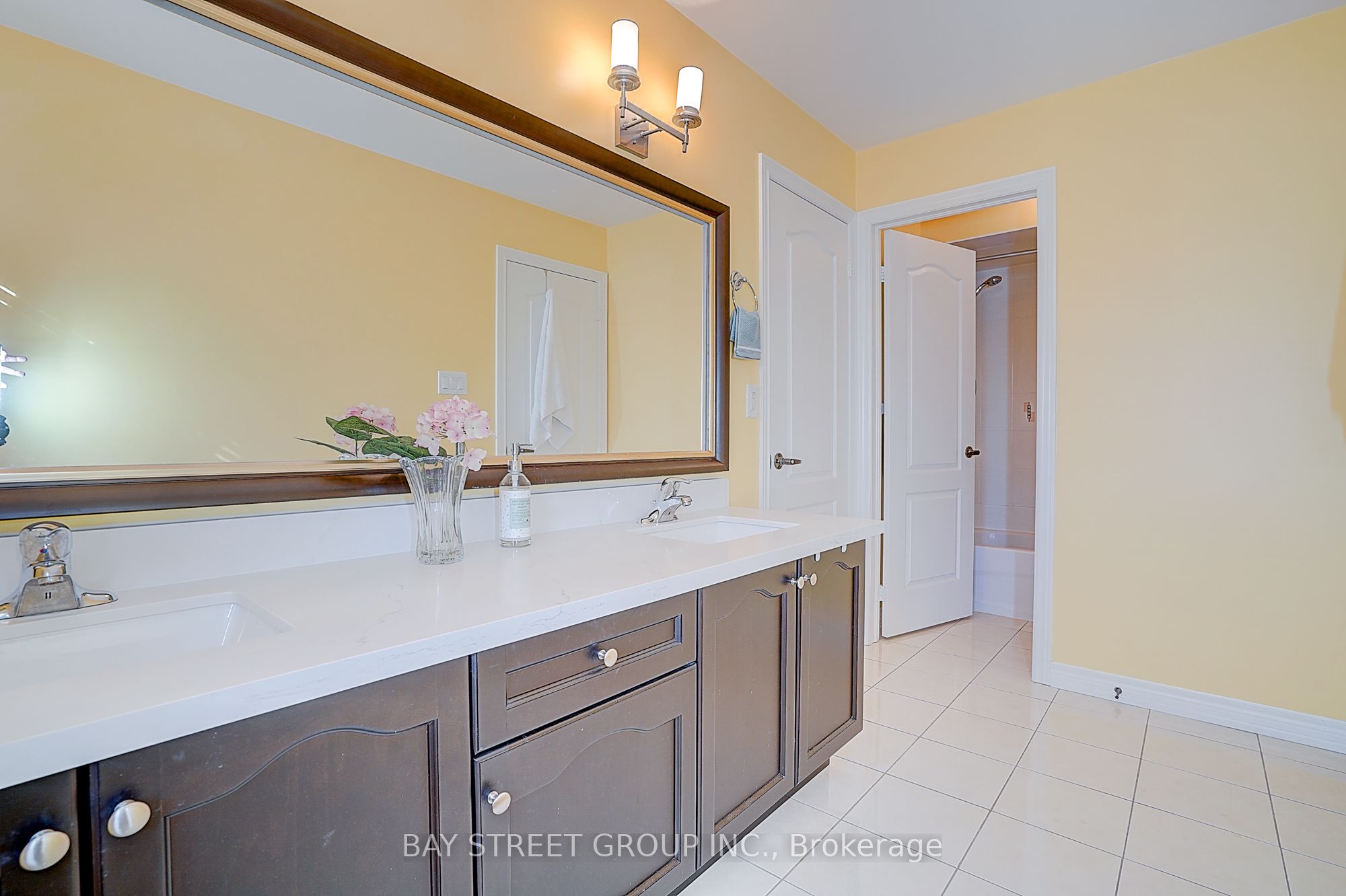 90 Gable Avenue Property Photo 21