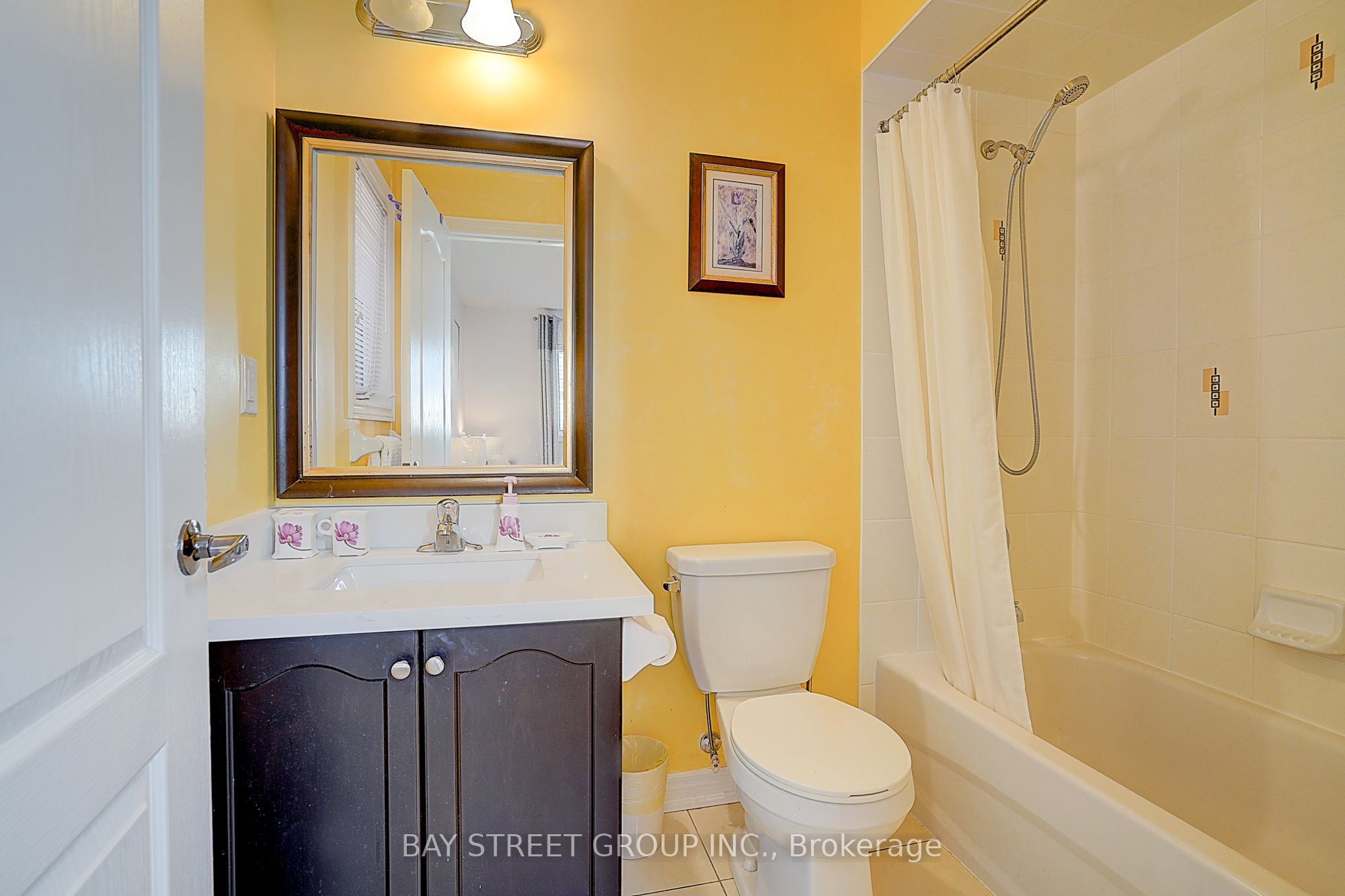 90 Gable Avenue Property Photo 24