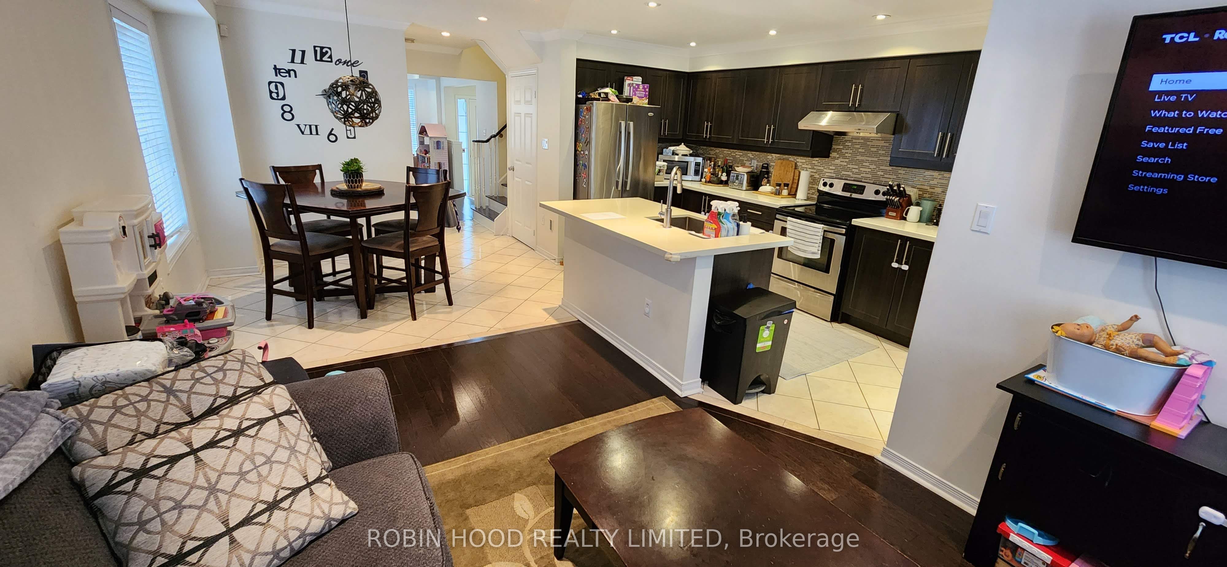 103 Selkirk Drive Property Photo 3