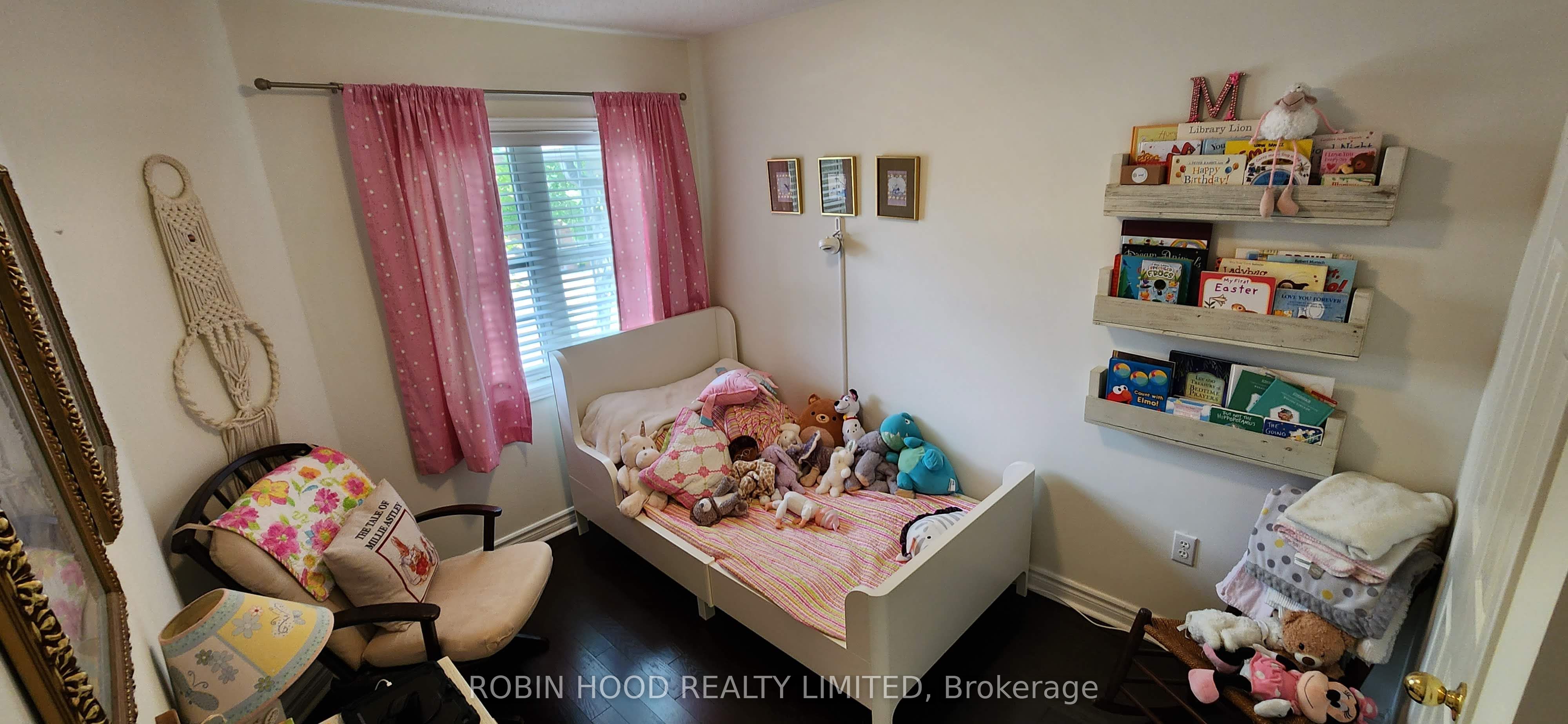 103 Selkirk Drive Property Photo 11