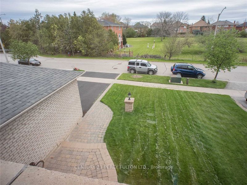 14 Montesano Crescent Property Photo 2