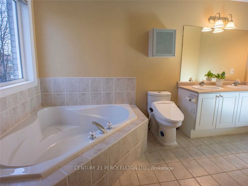 14 Montesano Crescent Property Photo 12
