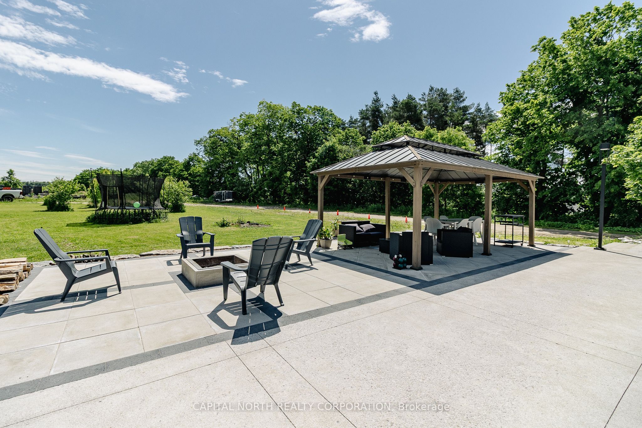1997 15th Sideroad Property Photo 42