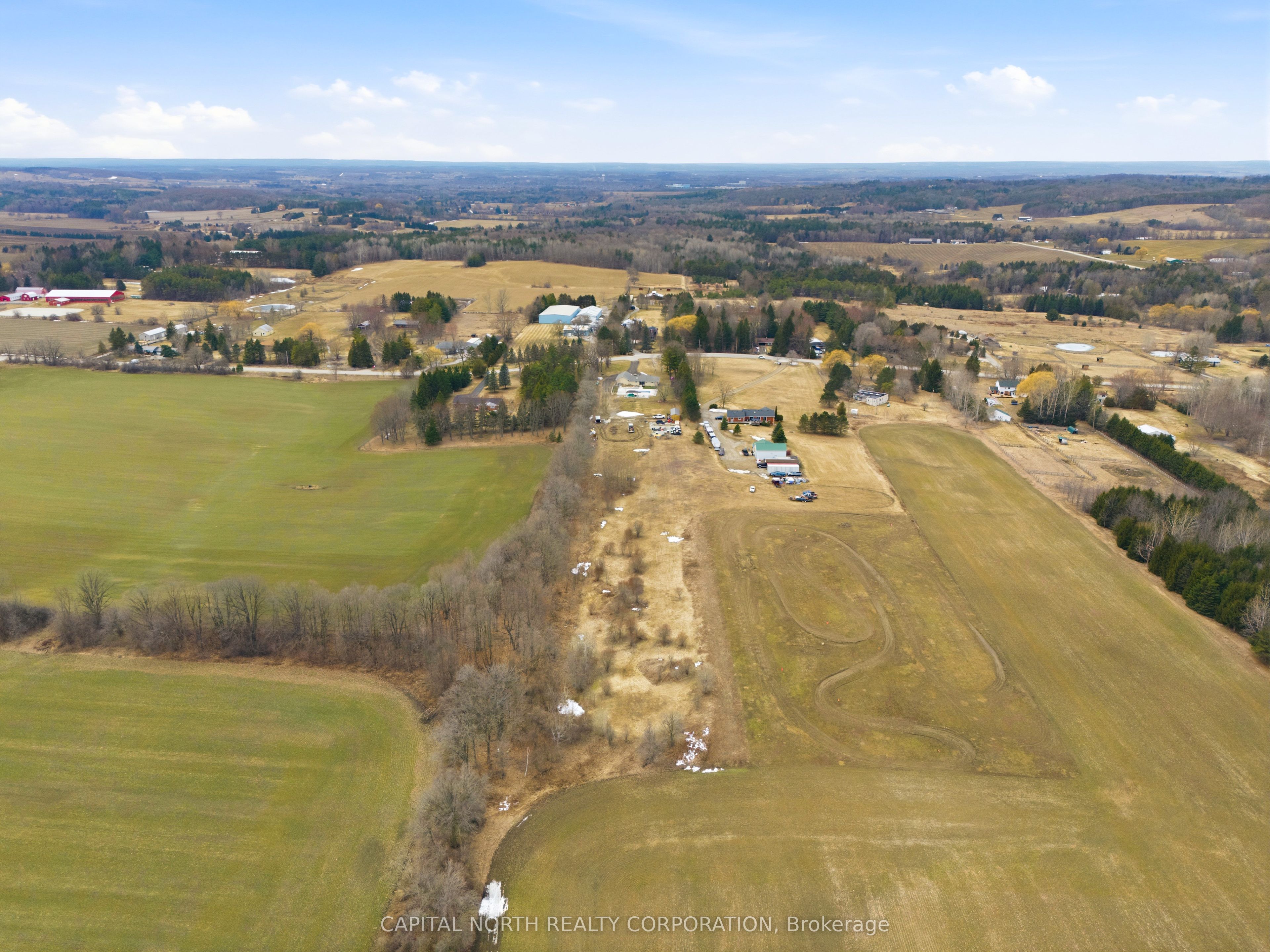 1997 15th Sideroad Property Photo 48