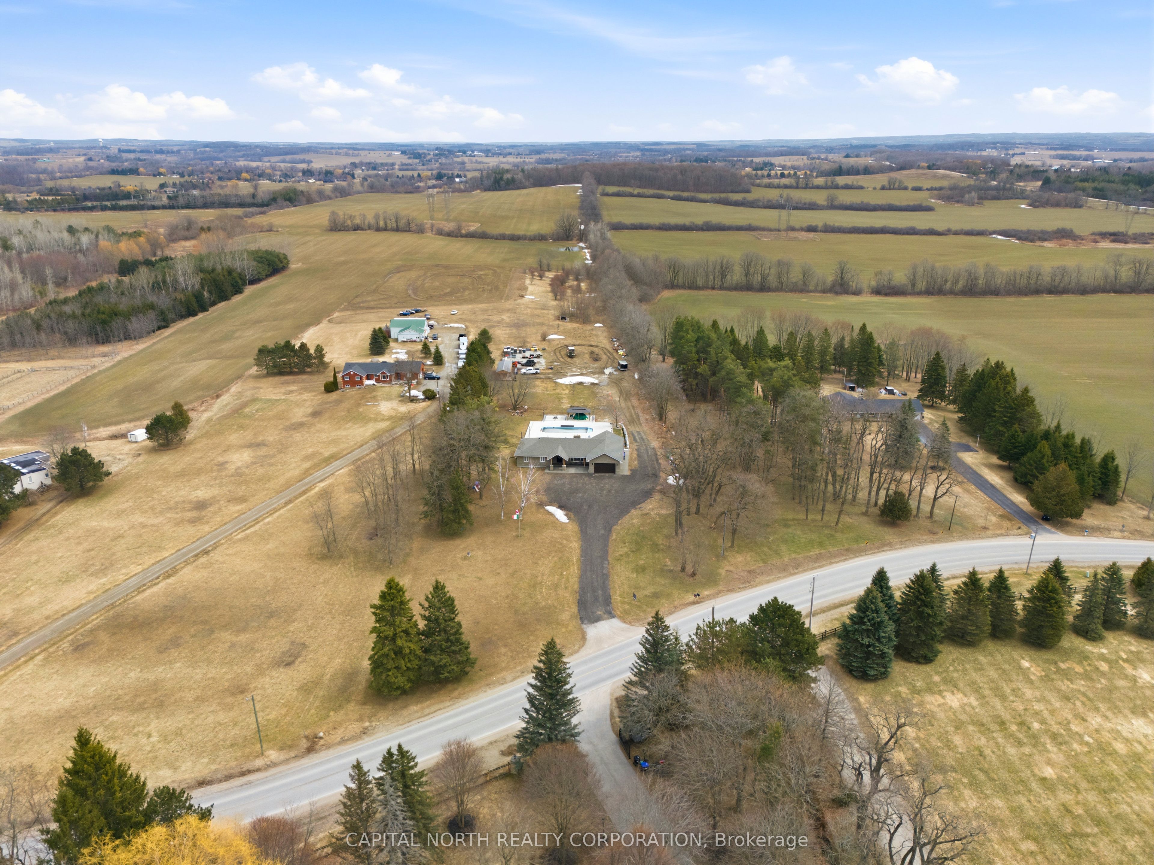 1997 15th Sideroad Property Photo 49