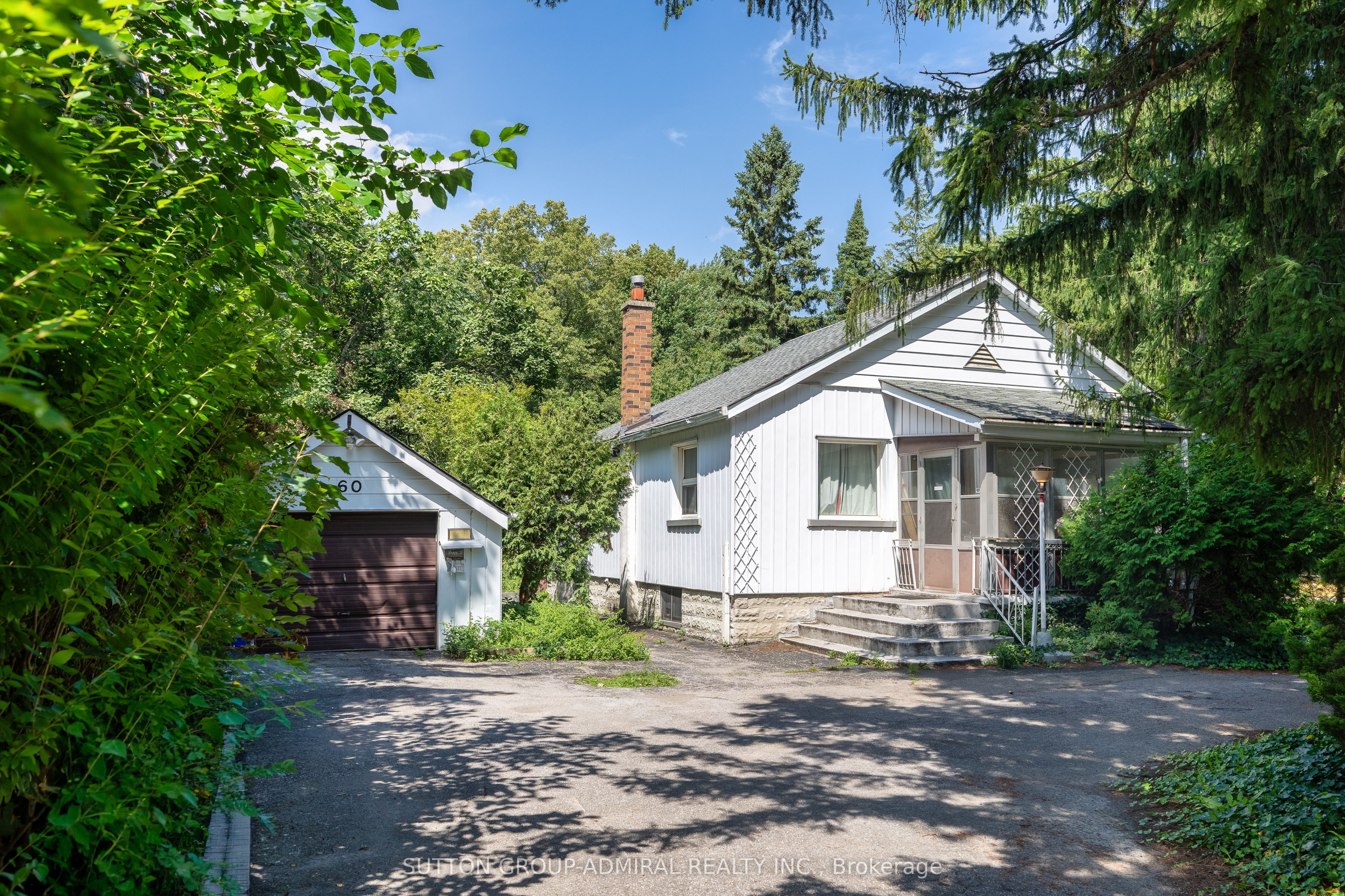 60 Arnold Avenue