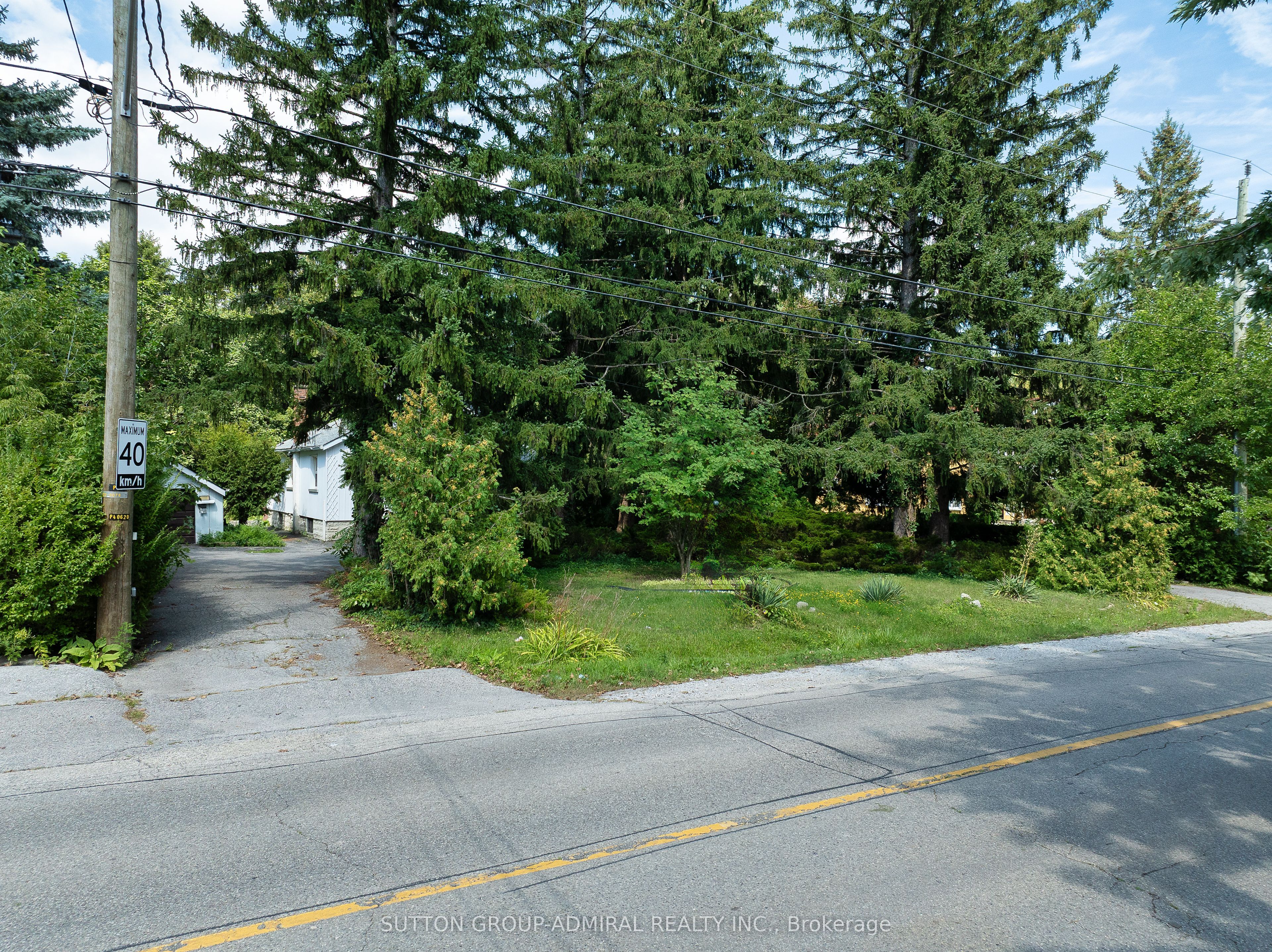 60 Arnold Avenue Property Photo 2