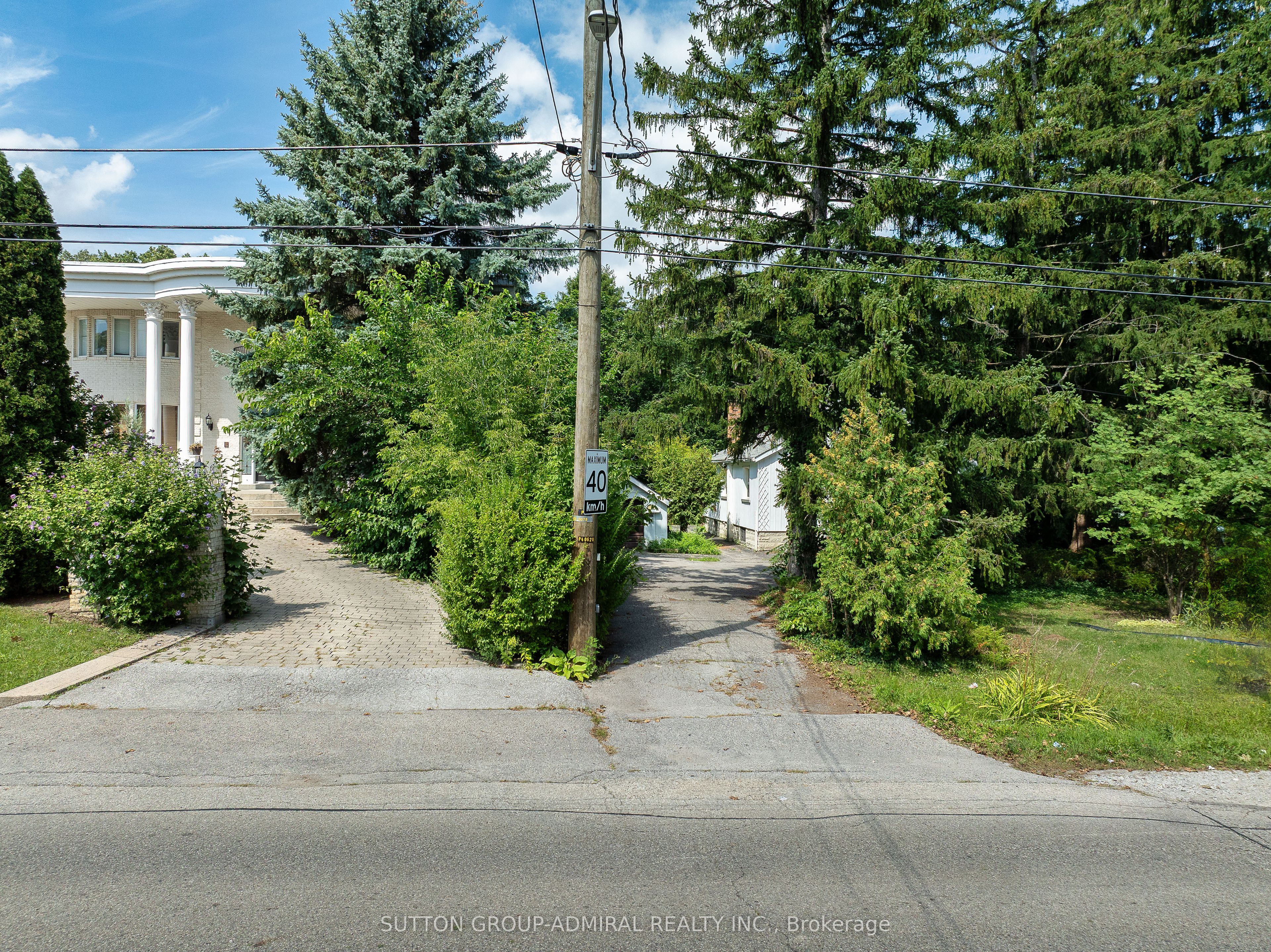 60 Arnold Avenue Property Photo 3
